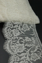 Dantela Chantilly 80 x 16cm, Crem, Pret/Bucata De 80cm