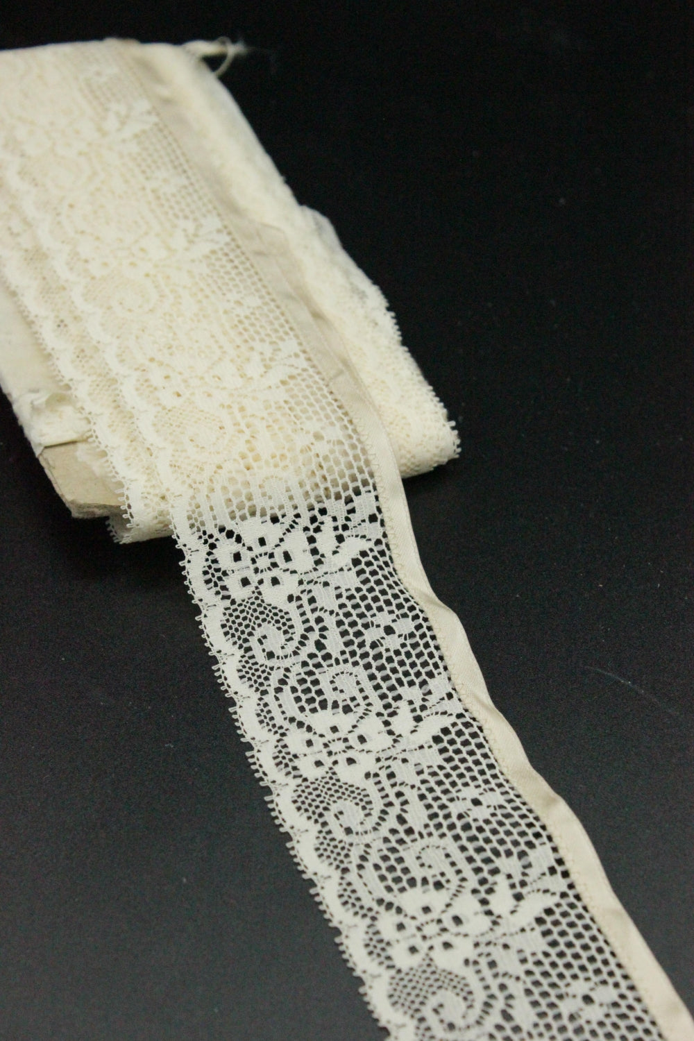 Dantela Crem, 45mm