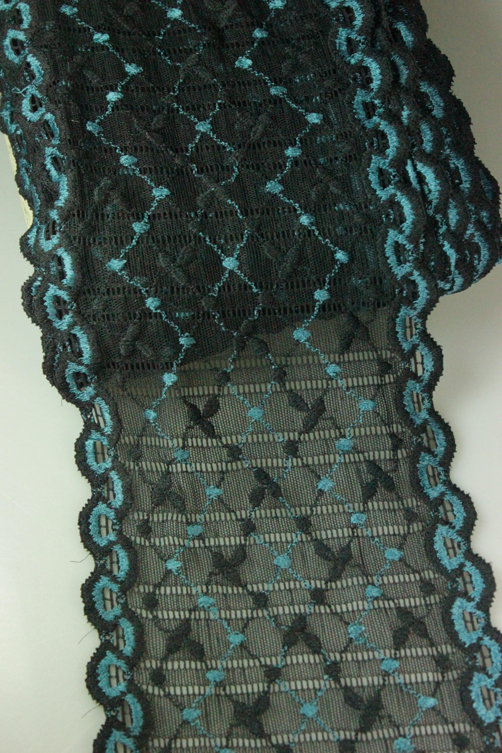 Dantela Elastica, 14cm, Negru Cu Turcoaz