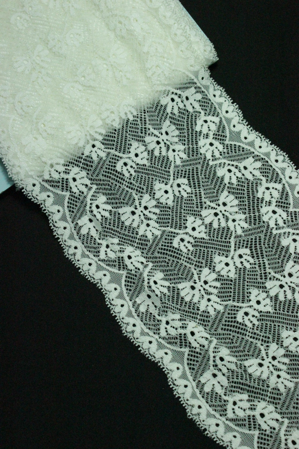 Dantela Elastica 18cm, Ivoire
