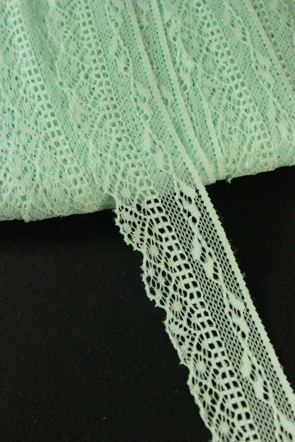 Dantela Elastica Fina Verde Menta, 2.60cm