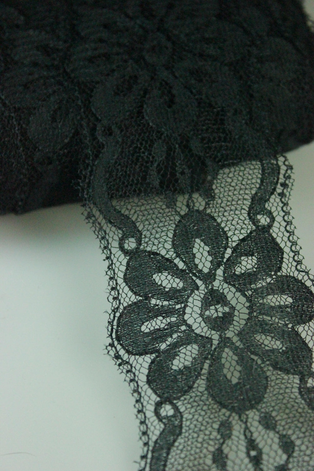Dantela Neagra, 50mm