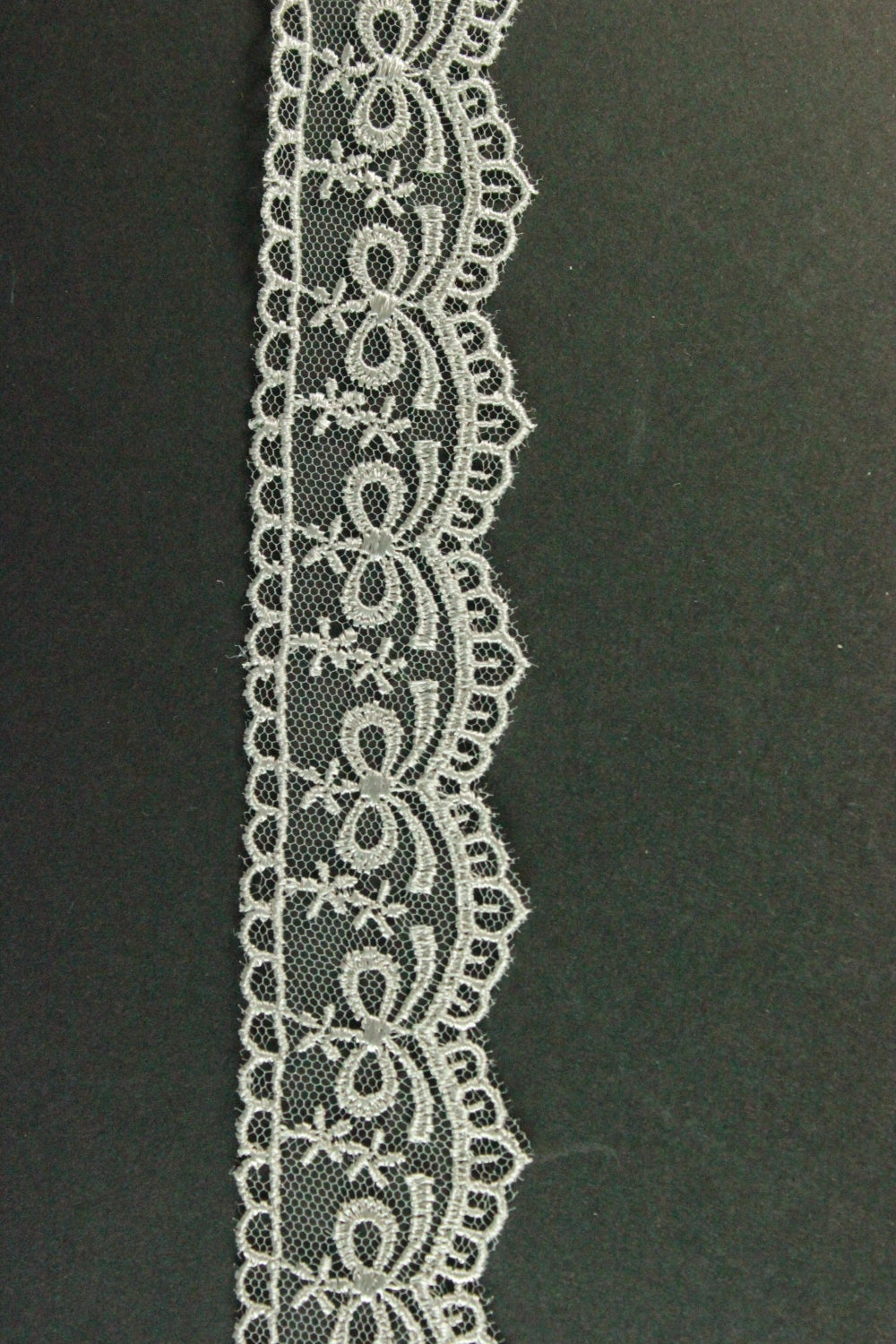 Dantela Pe Tull, 30mm, Gri