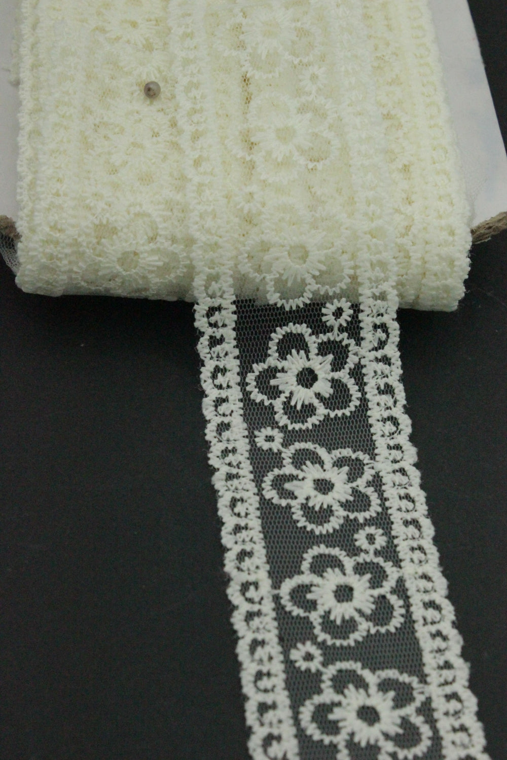 Dantela Pe Tull, 45mm,Crem Unt