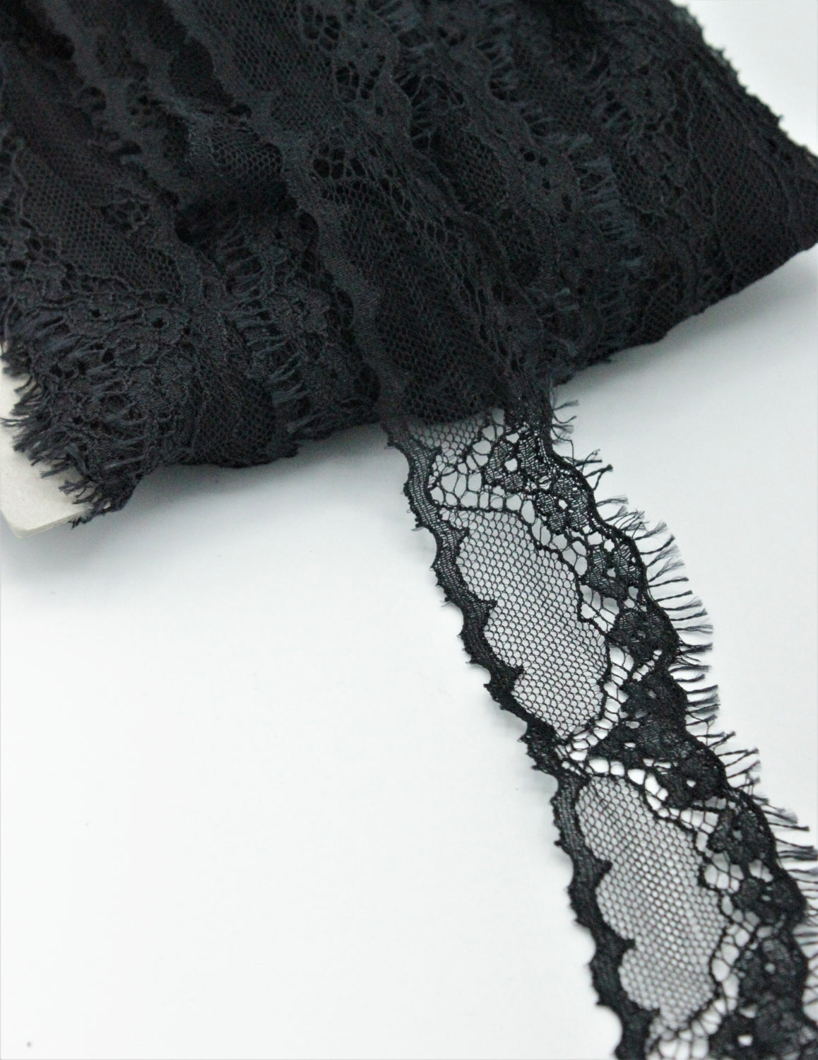 Dantela Tip Chantilly 4cm, Negru