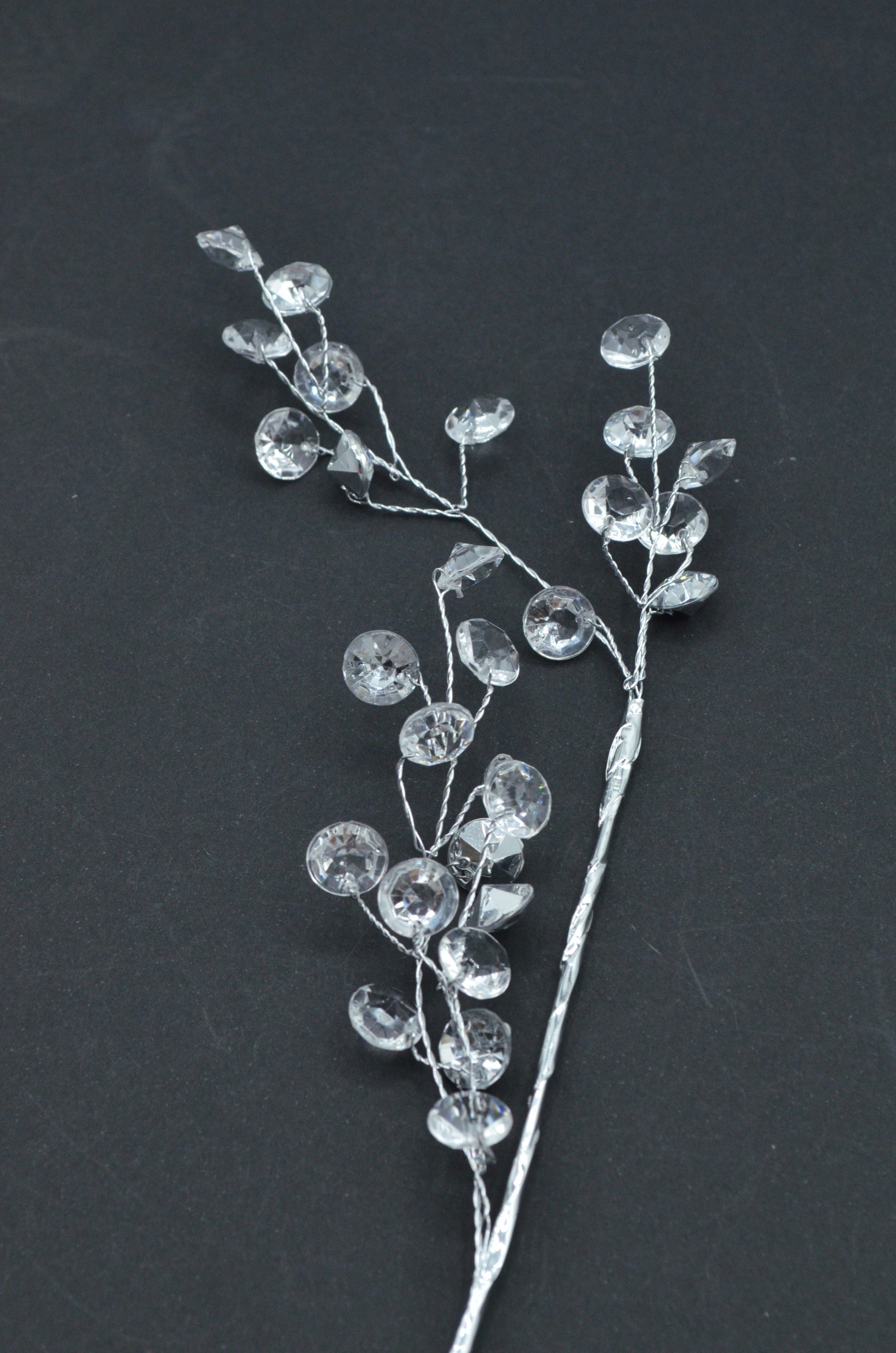 Aplicatie Decorativa din Sarma Metalica Modelatoare Si Pietre 30cm lungime