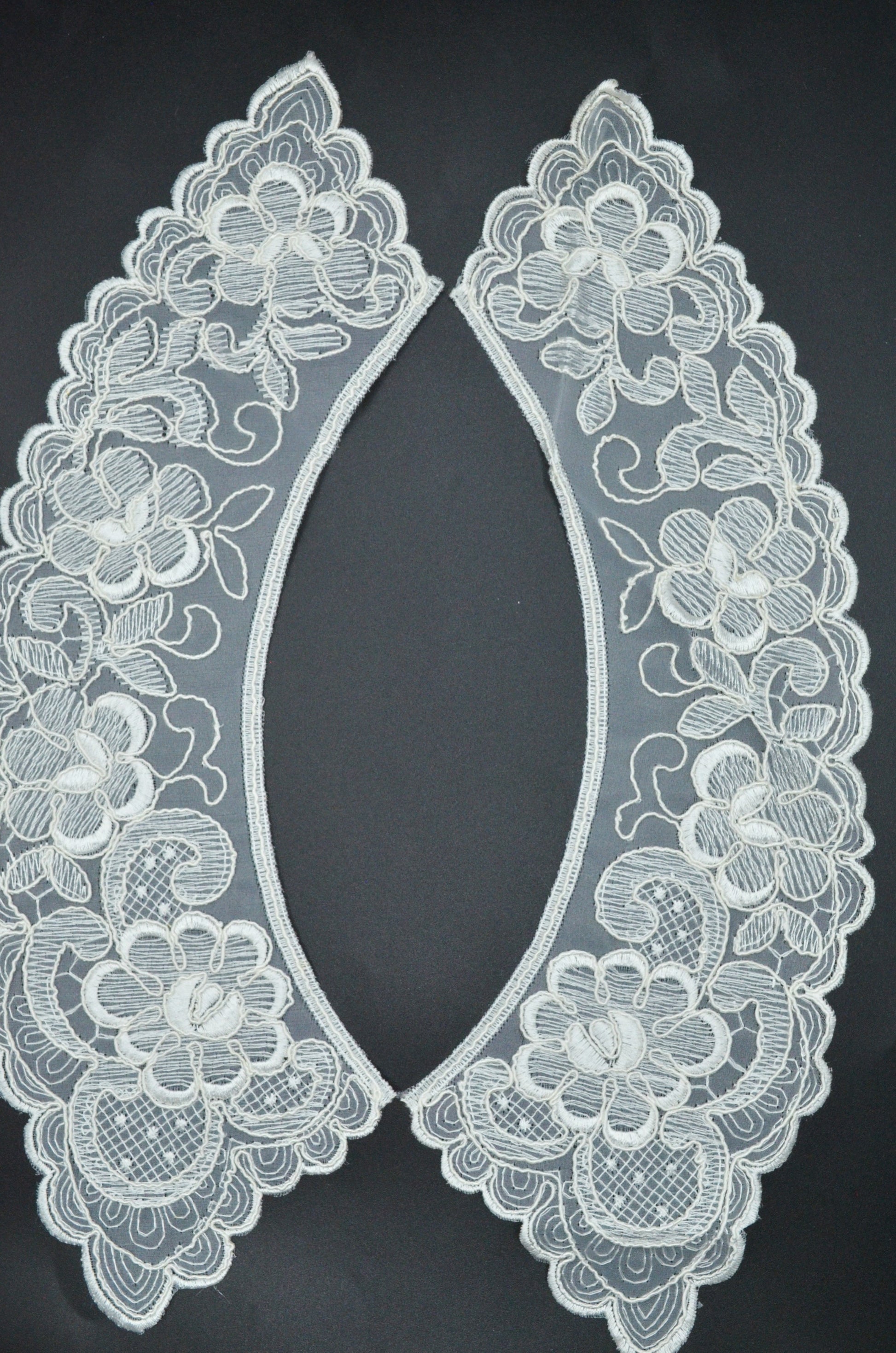 Guler Din Organza Brodat, 10x35cm, Alb