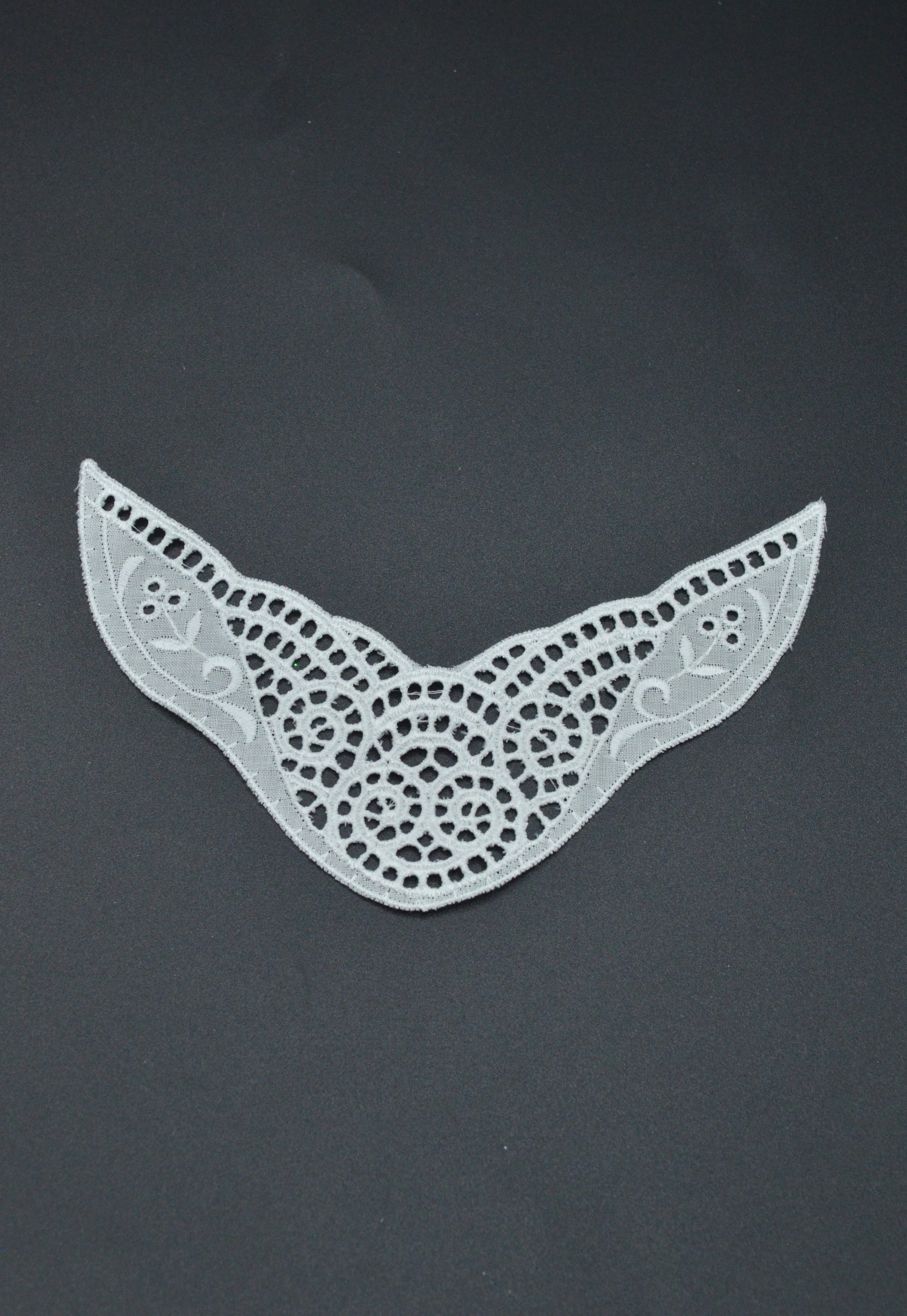 Aplicatie Din Bumbac BrodatAlb, 4x13cm