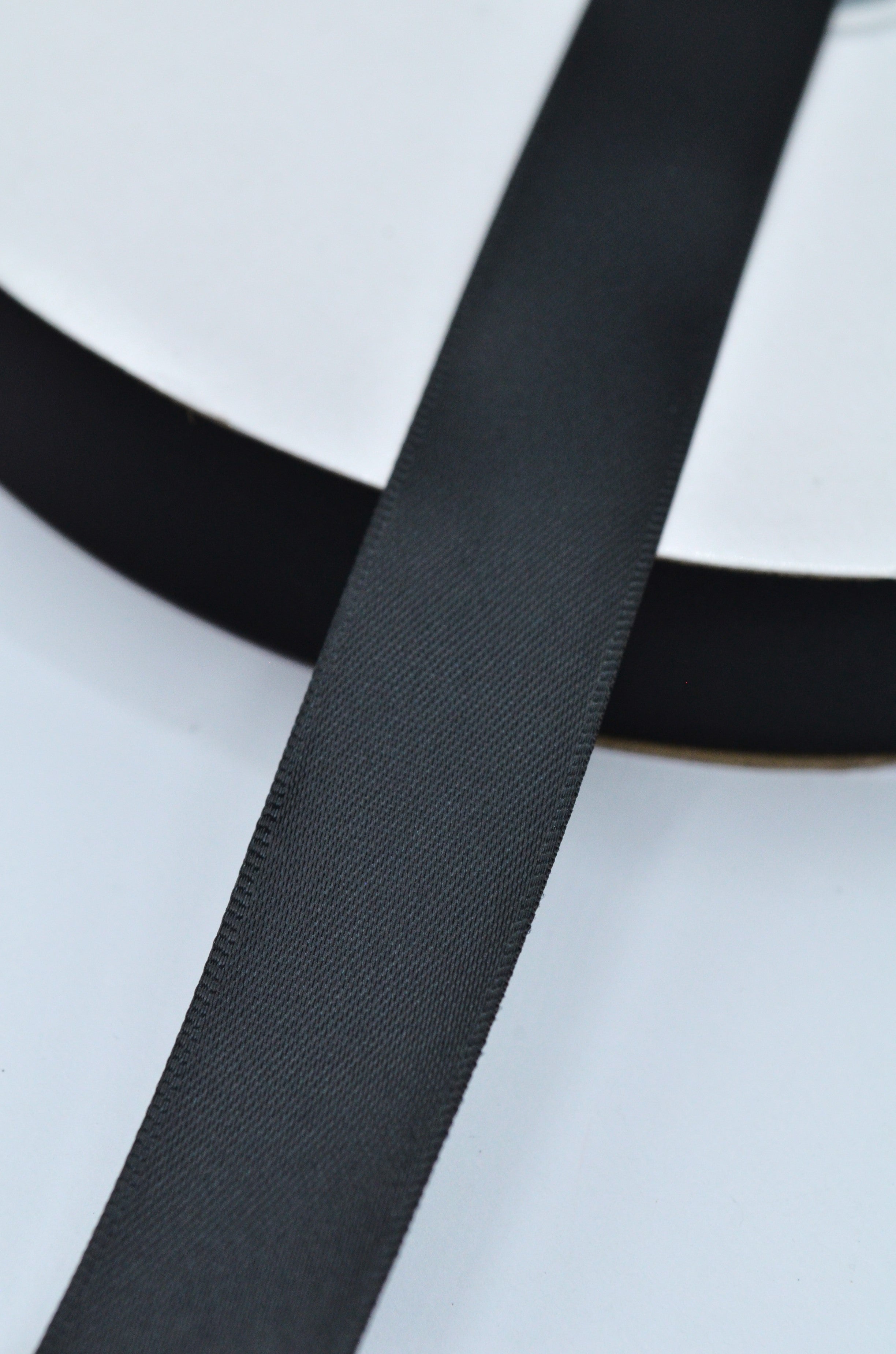 Panglica Dublu Satinata 20mm, Negru