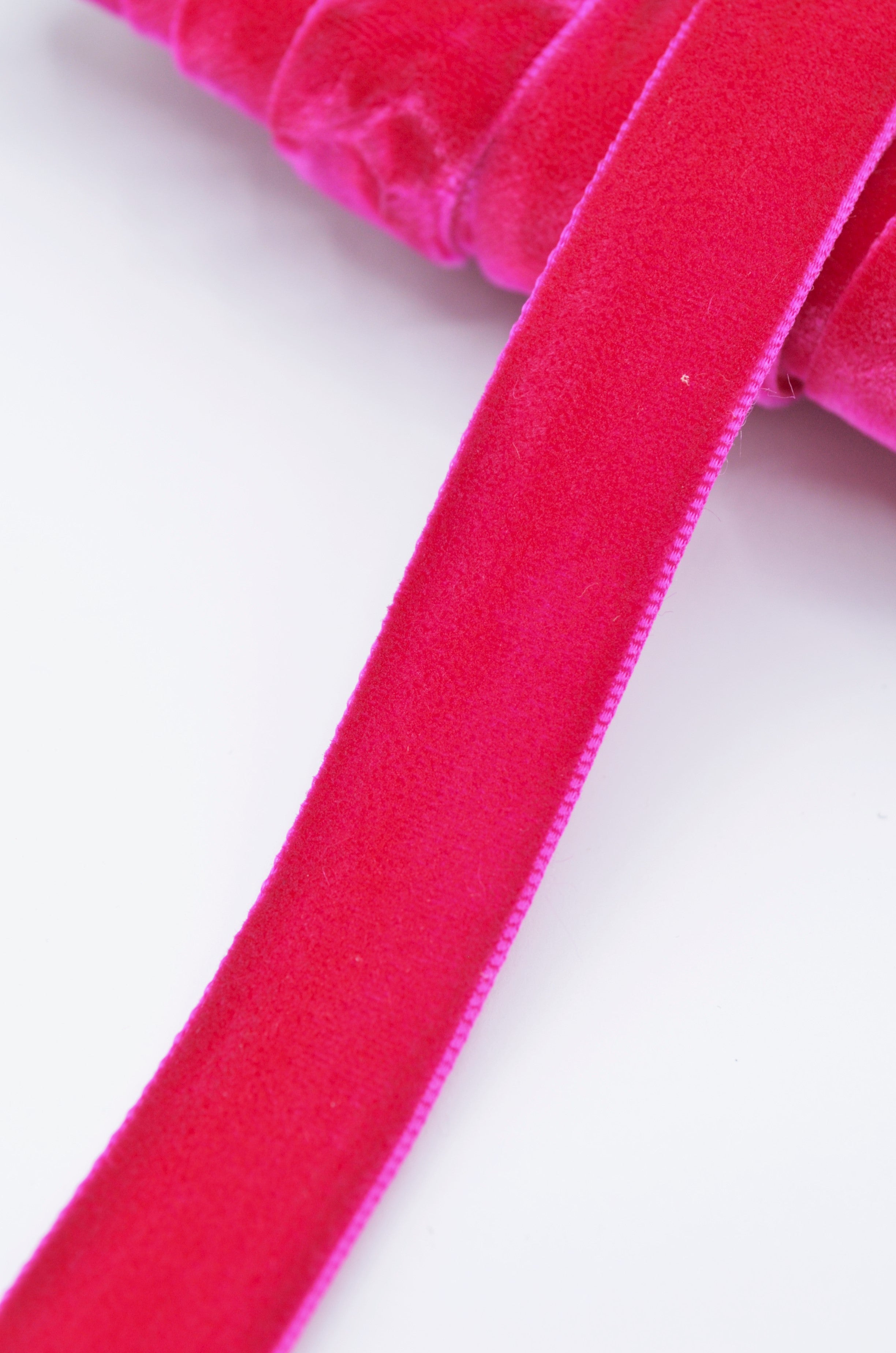 Panglica Catifea 17mm, Fucsia