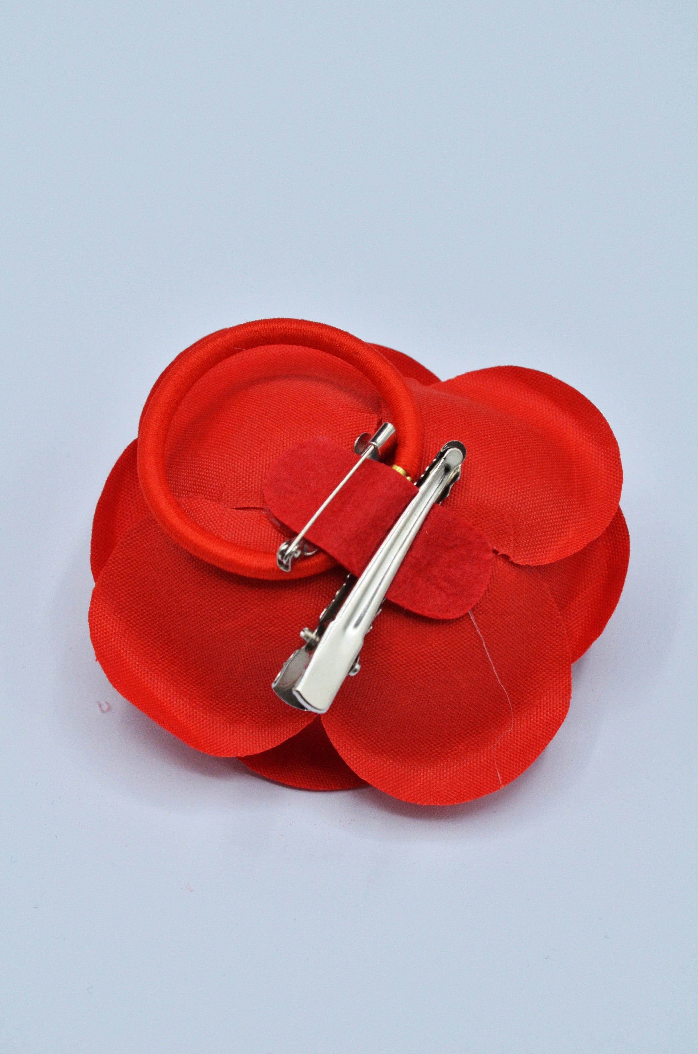 Floare Cu Clips Si Ac De Brosa 8cm