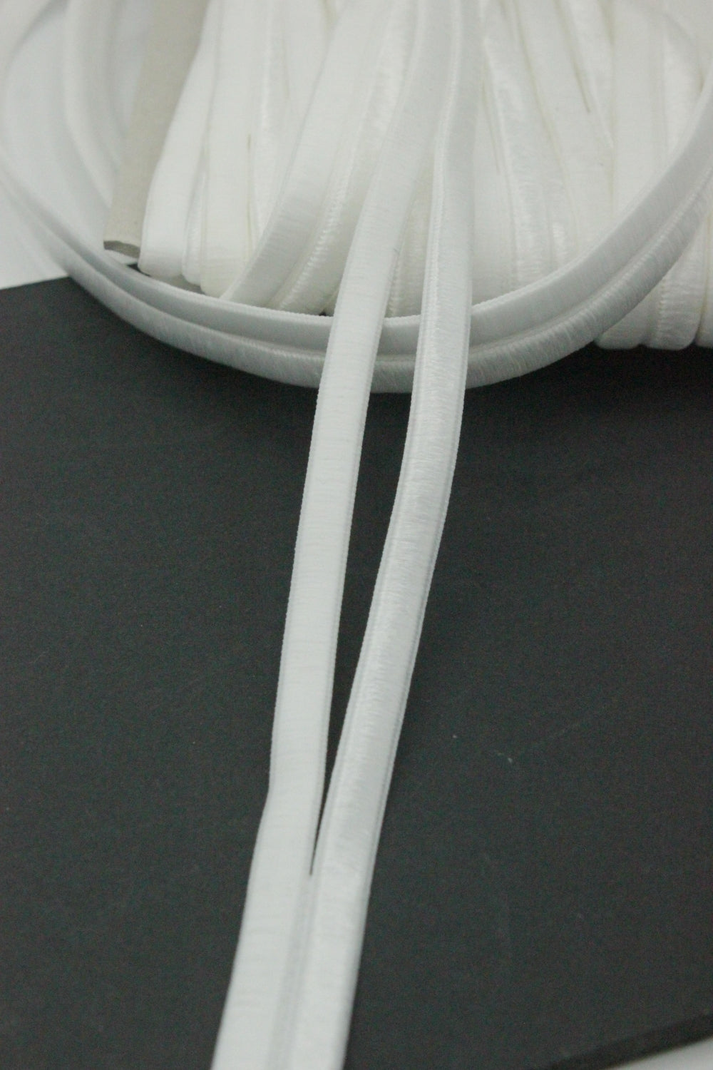Elastic Bie Cu (Butoniera de 14cm/Lungime), 17mm, Ivoire