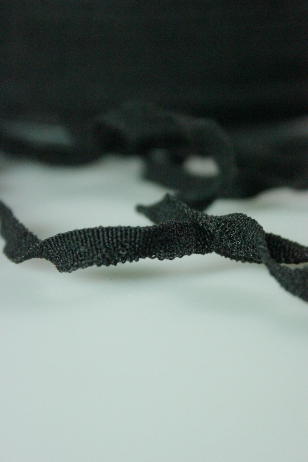 Elastic Slab Catifelat 4mm, Negru