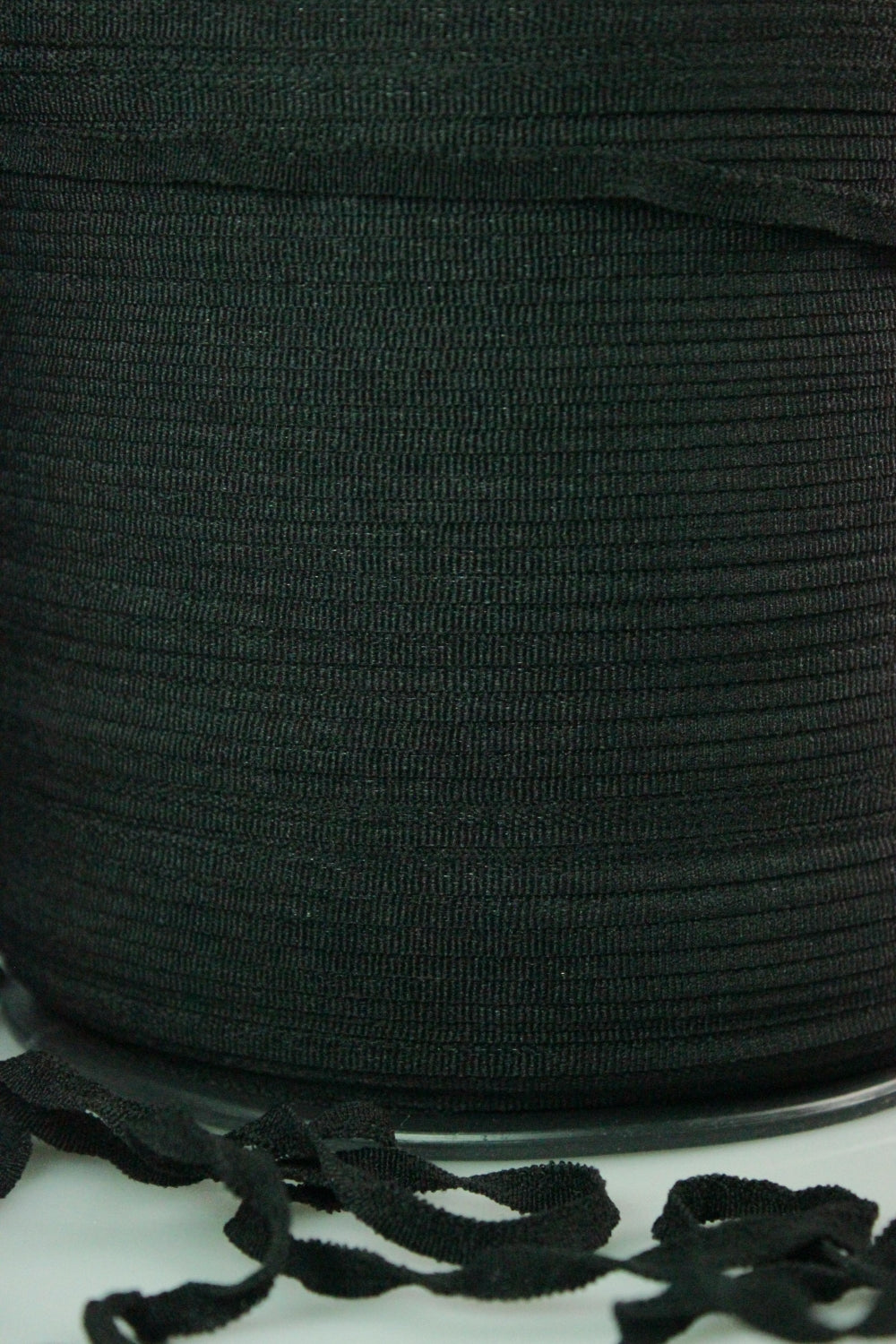 Elastic Slab Catifelat 4mm, Negru