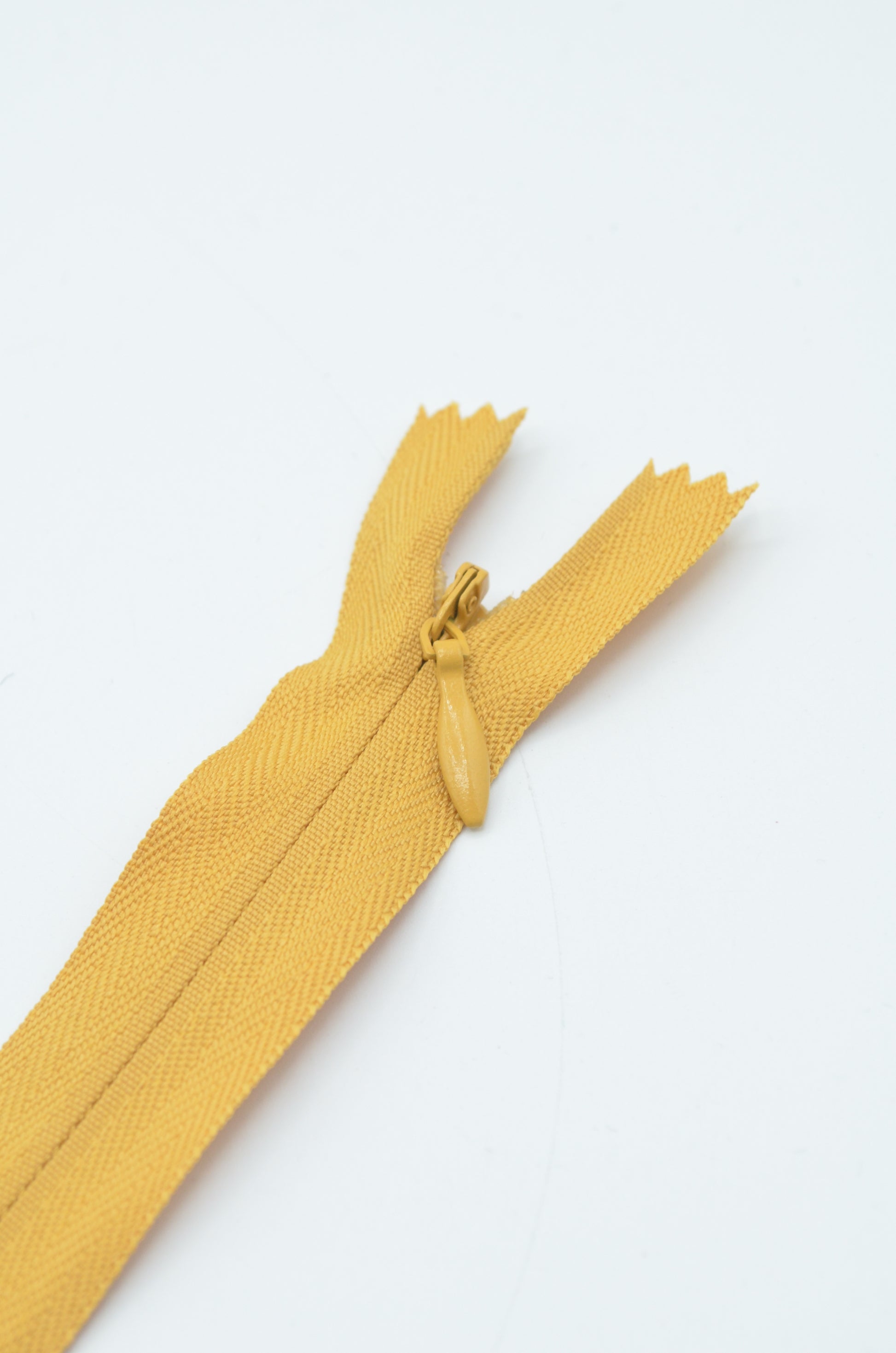 Fermoar Ascuns Pe Panza 60cm, Mustar