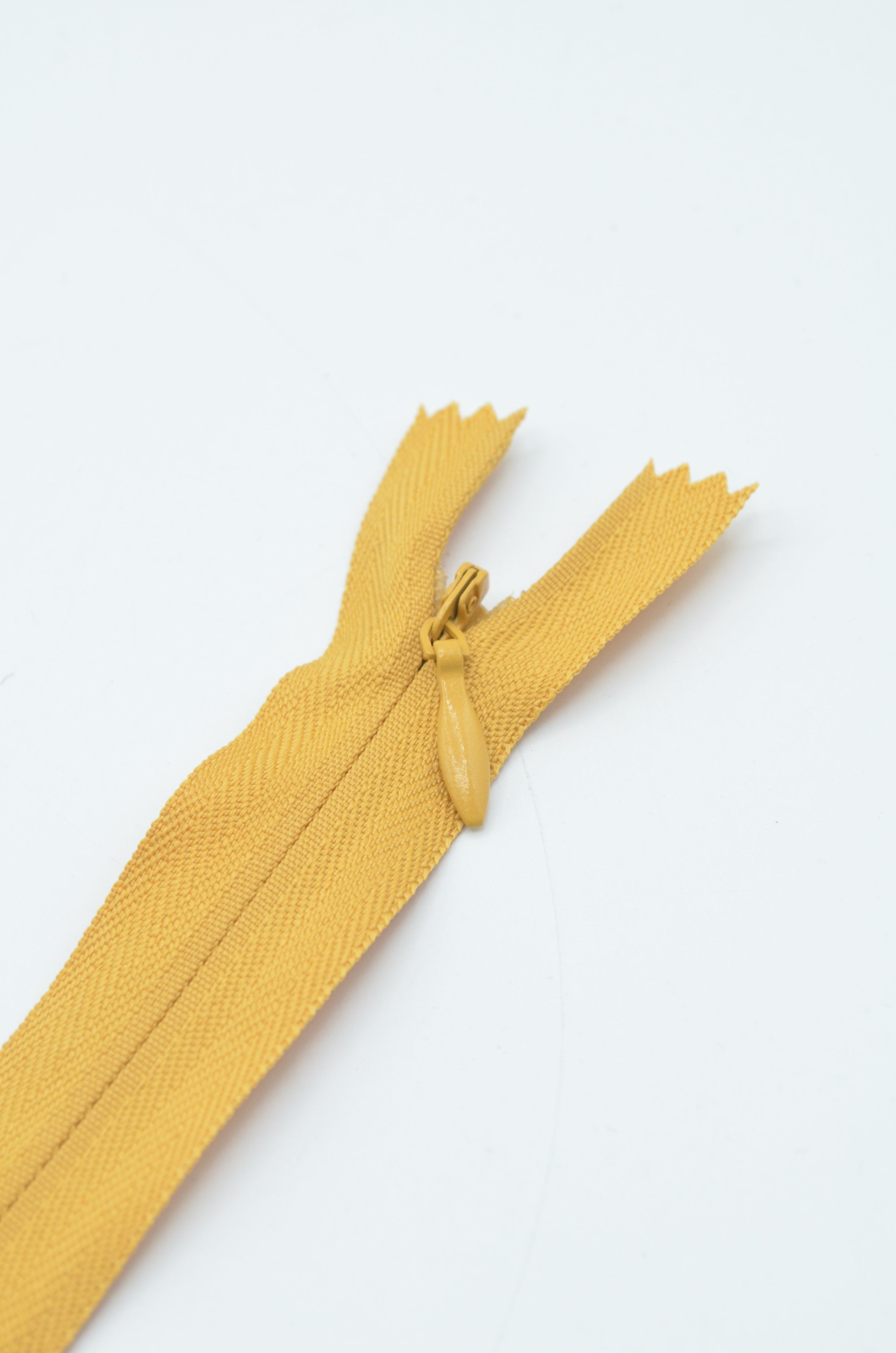 Fermoar Ascuns Pe Panza 60cm, Mustar