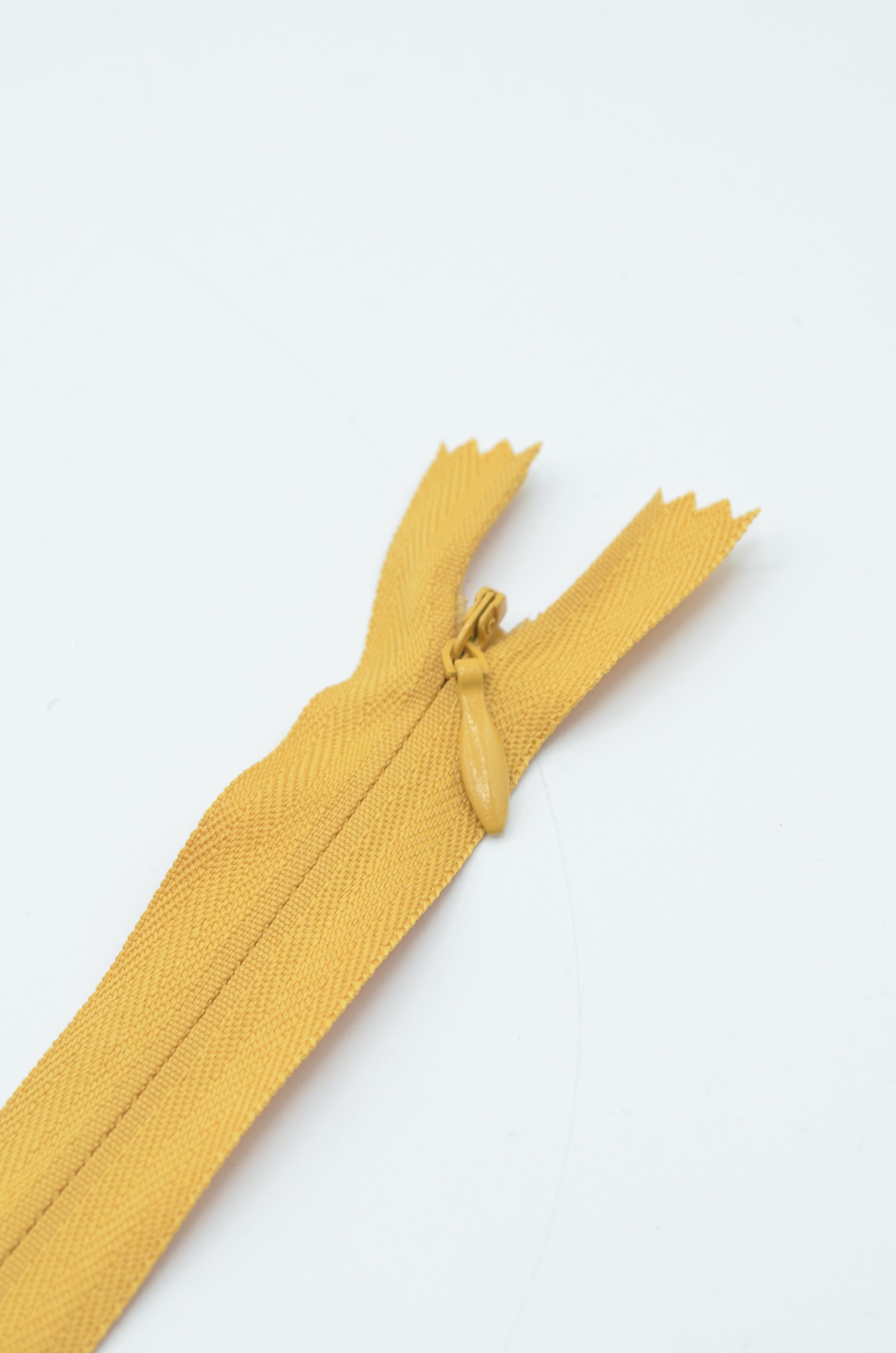 Fermoar Ascuns Pe Panza 60cm, Mustar