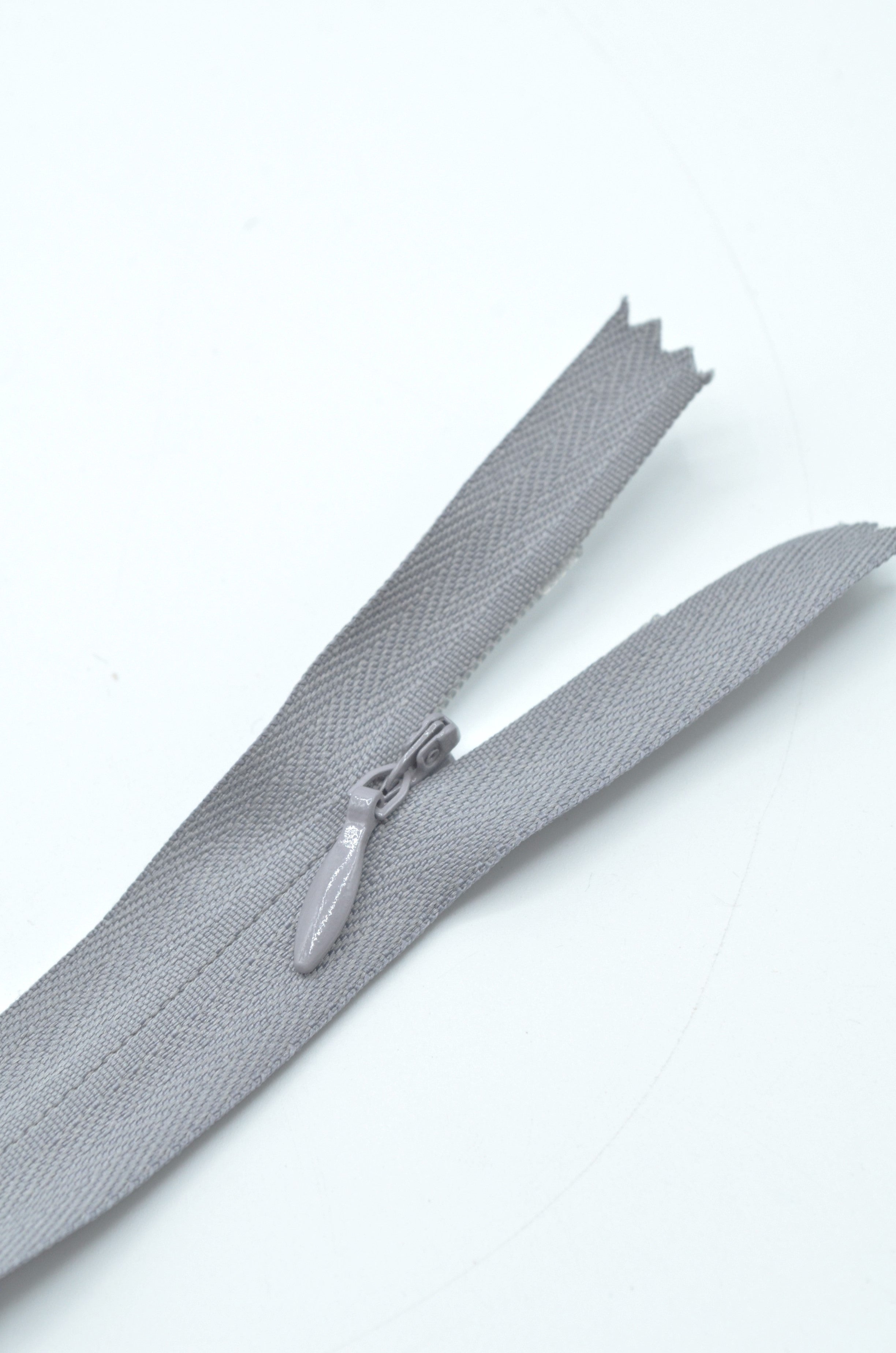 Fermoar Ascuns Pe Panza 60cm, Gri