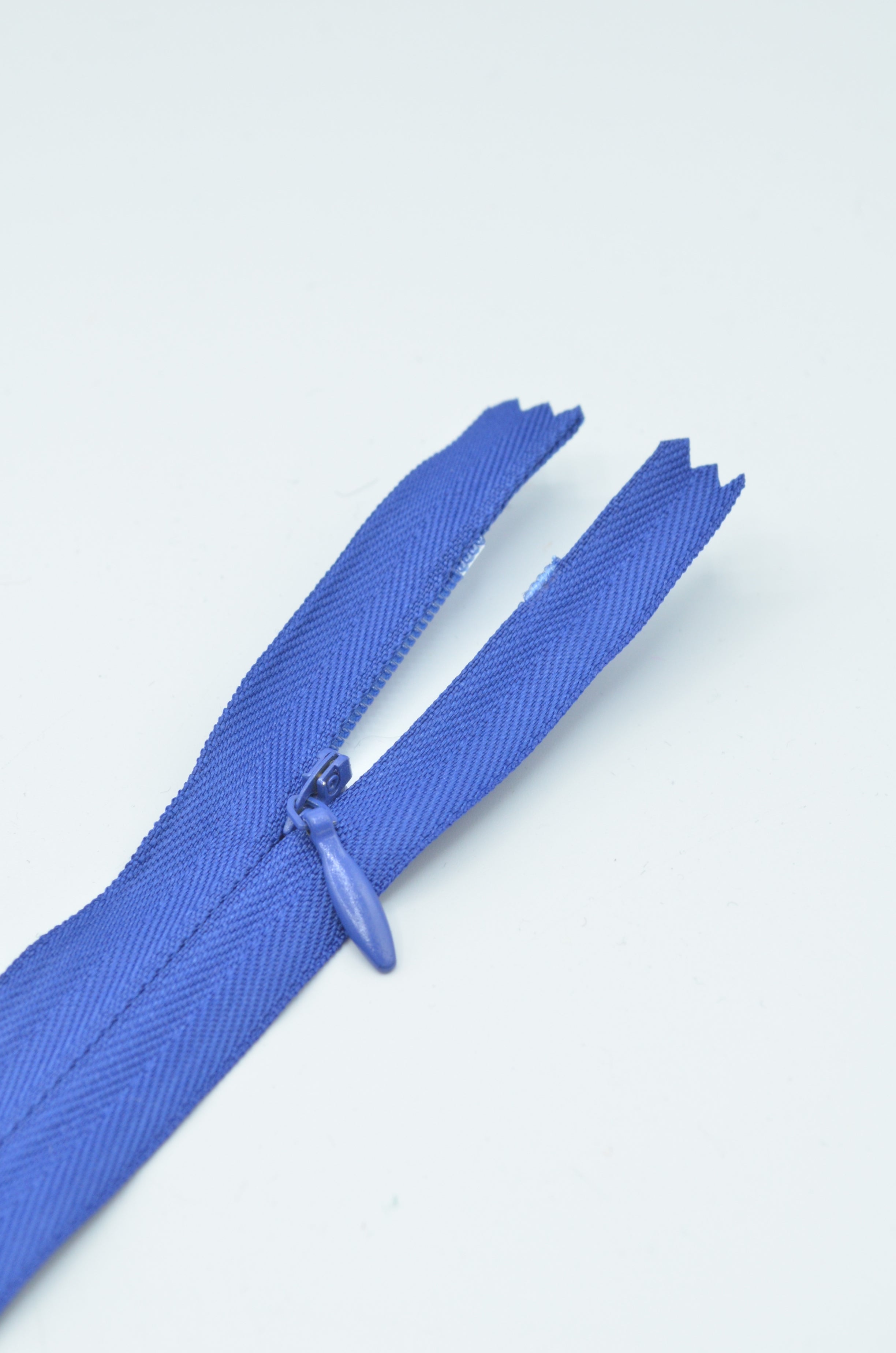 Fermoar Ascuns Pe Panza 60cm, Albastru