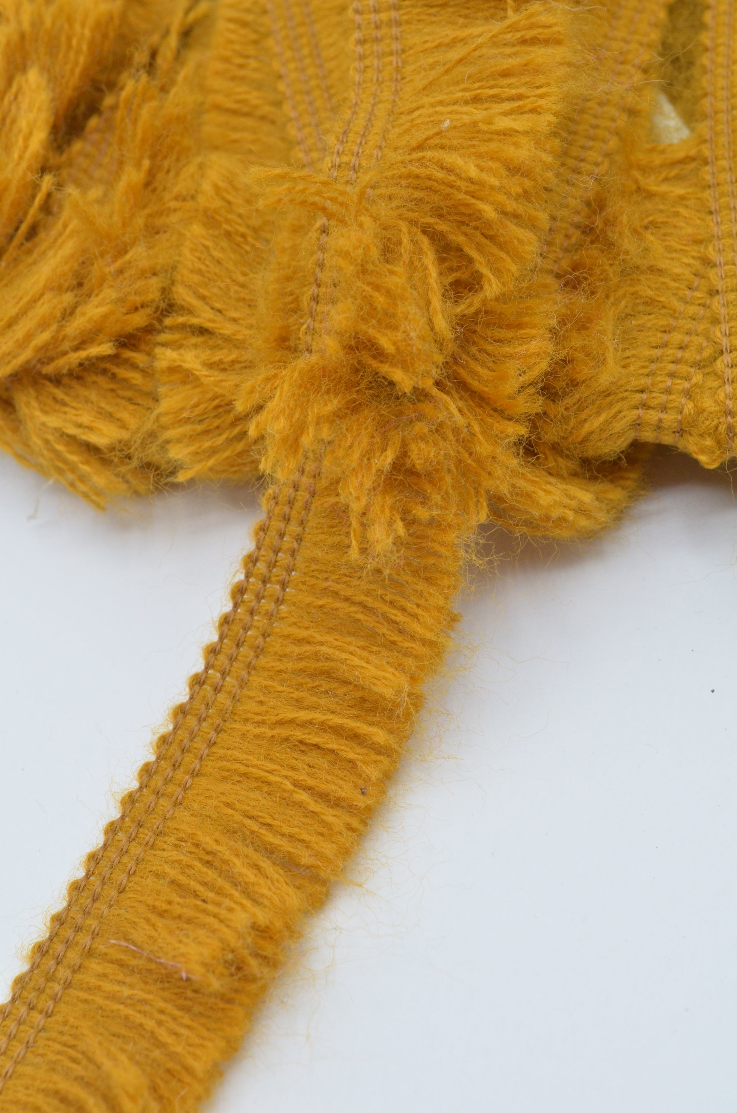 Franjuri Din Acril, 2.50 cm, Mustar