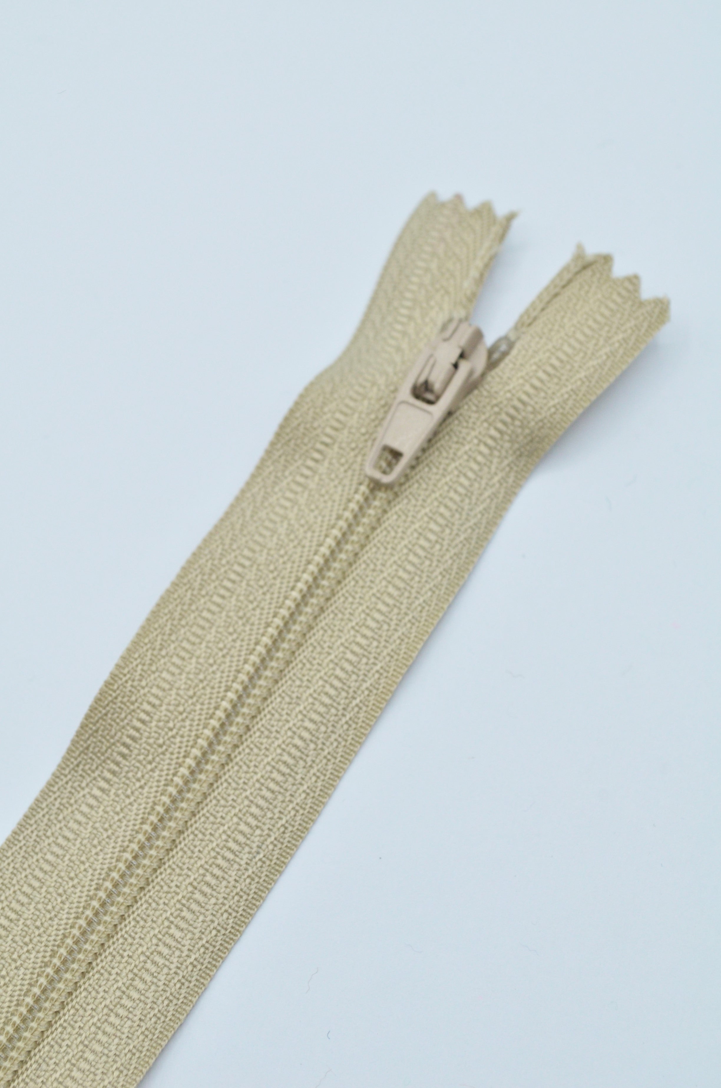 Fermoar De Plastic Fix 3mm, 18cm, Bej