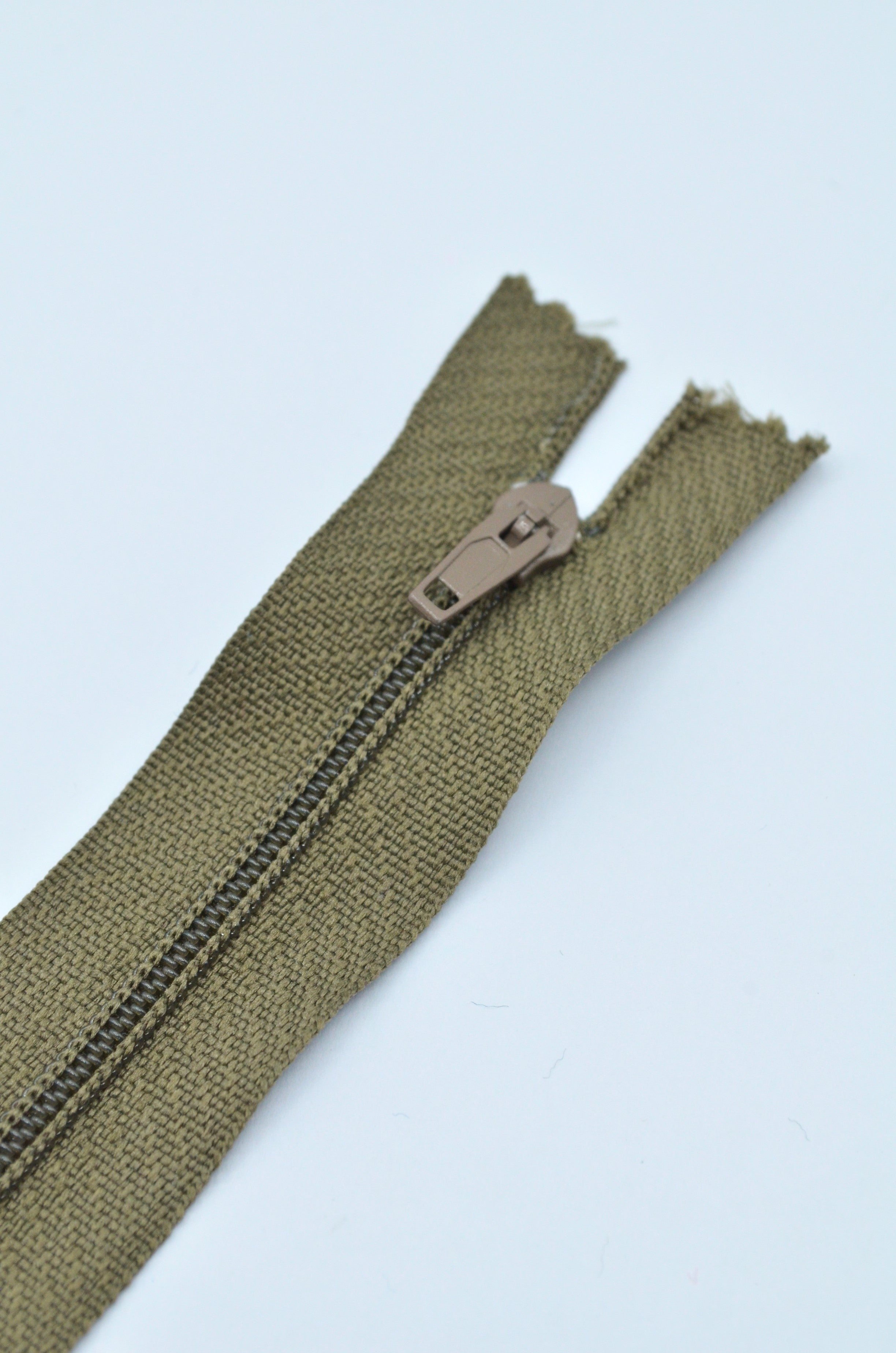 Fermoar De Plastic Spirala 3mm,20cm, Maro