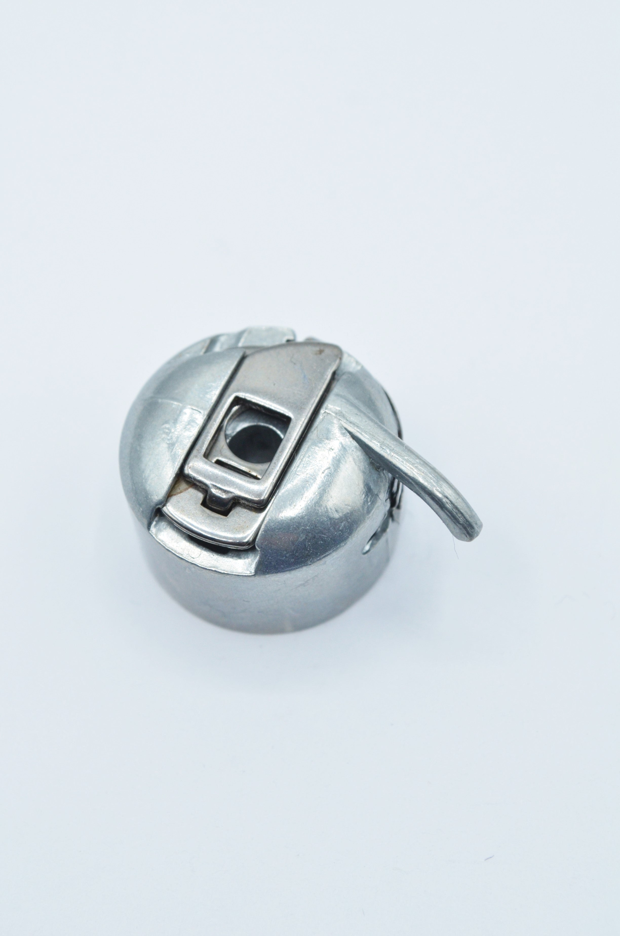 Suveica masina de cusut casnica