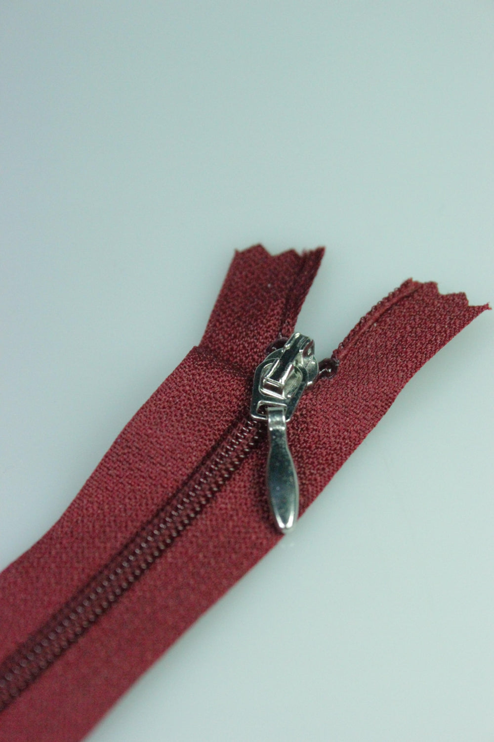 Fermoar De Plastic 20cm, Grena