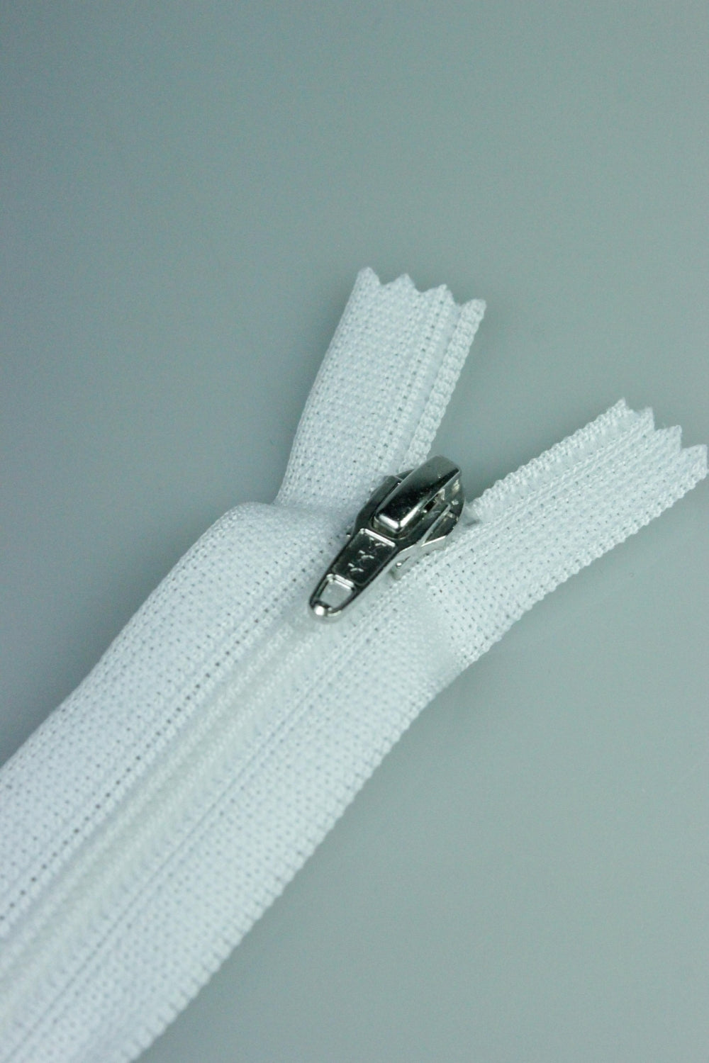 Fermoar De Plastic Pe Relon 20cm, Alb