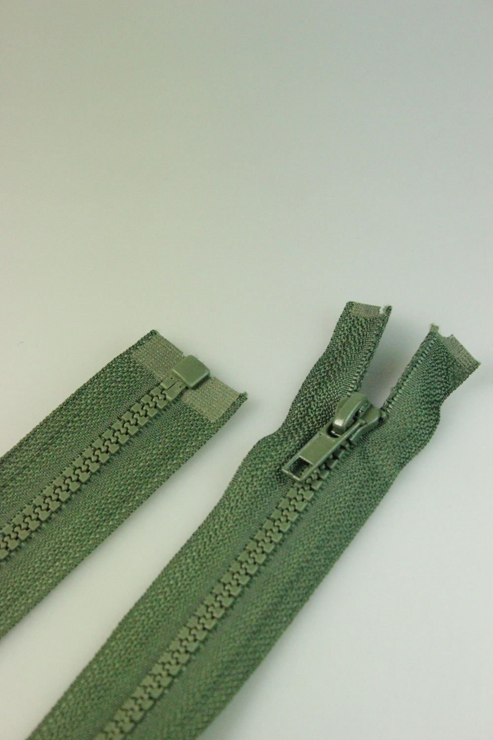 Fermoar Injectat Detasabil,5mm, Kaki, 60cm