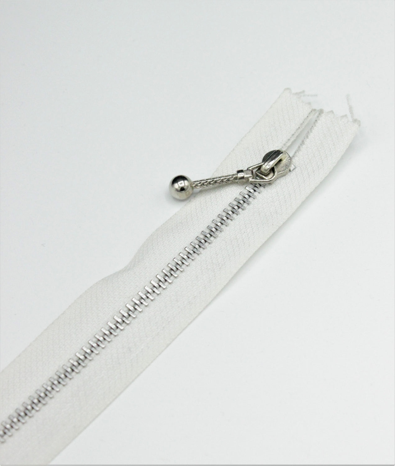 Fermoar Metalic Fix 4mm, 14cm Alb