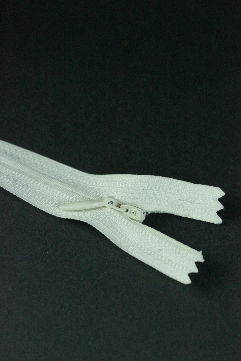 Fermoar Ascuns Pe Panza , 50cm, Crem Unt
