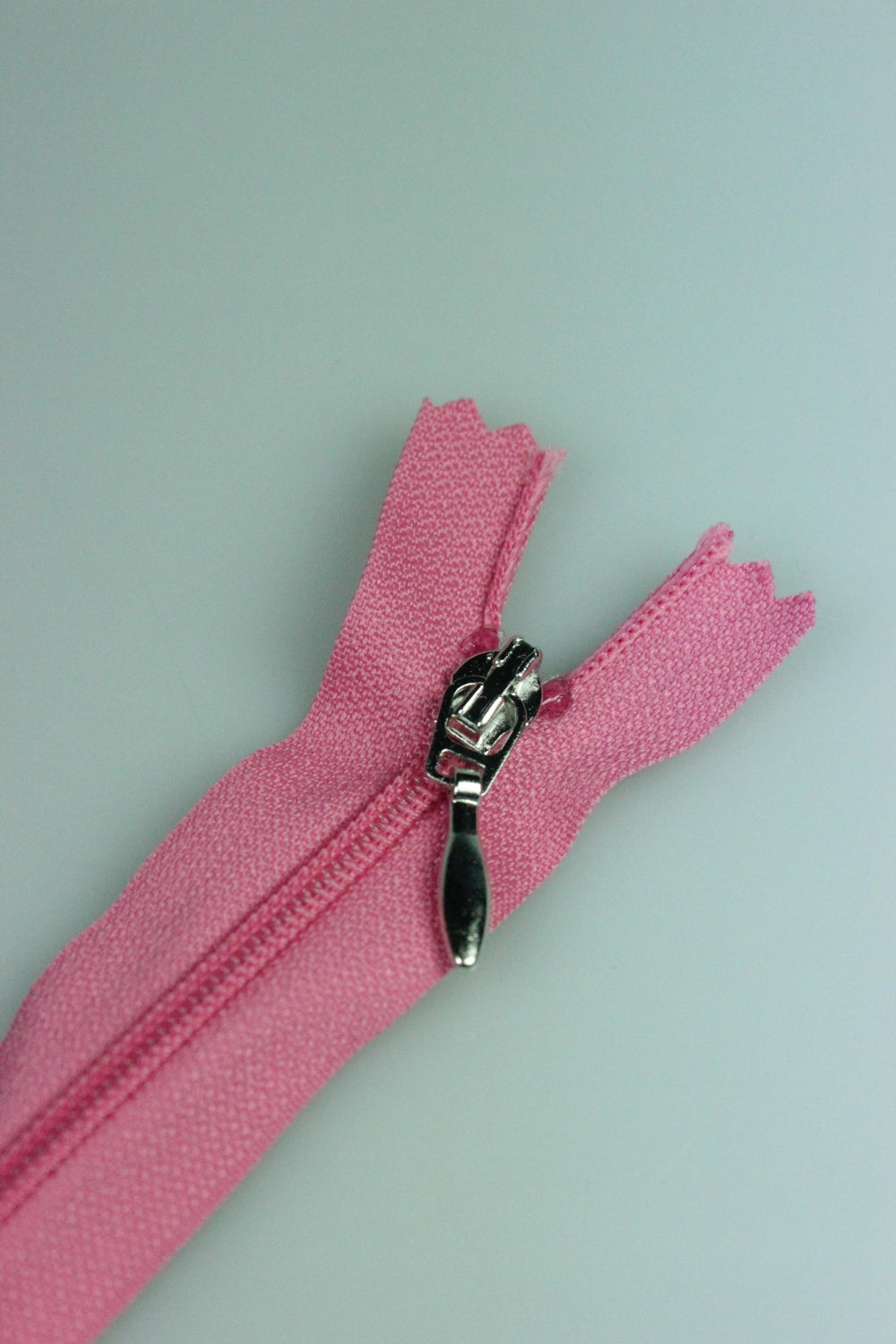 Fermoar Plastic 20cm, Roz