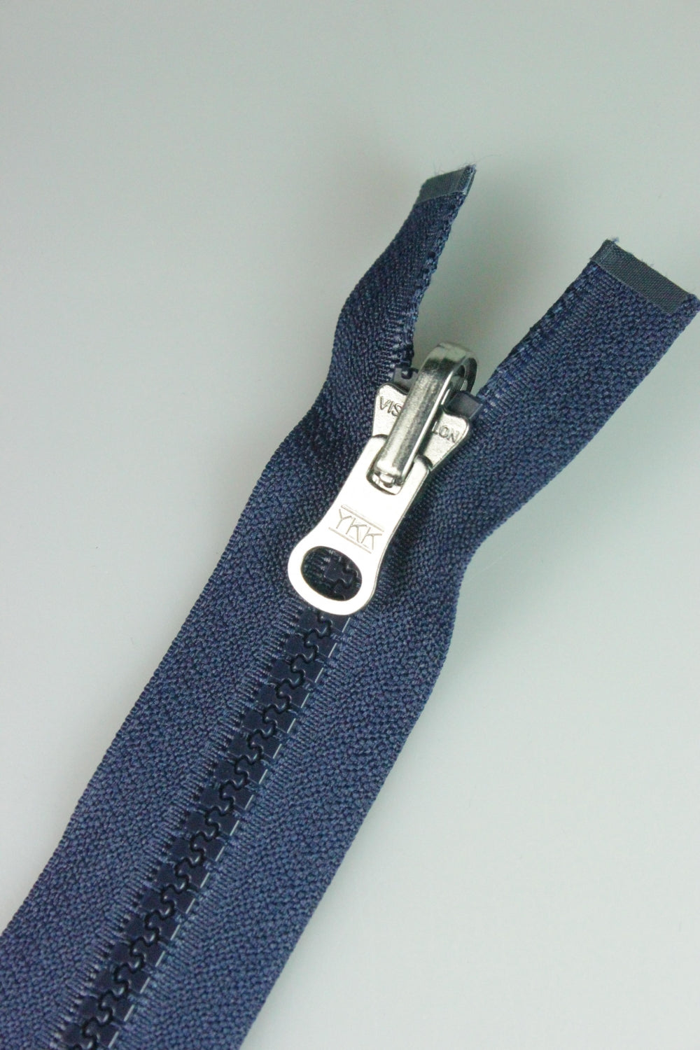 Fermoar YKK De Plastic Injectat 5mm Detasabil, Cursor Reversibil, 70cm, Bleumarin