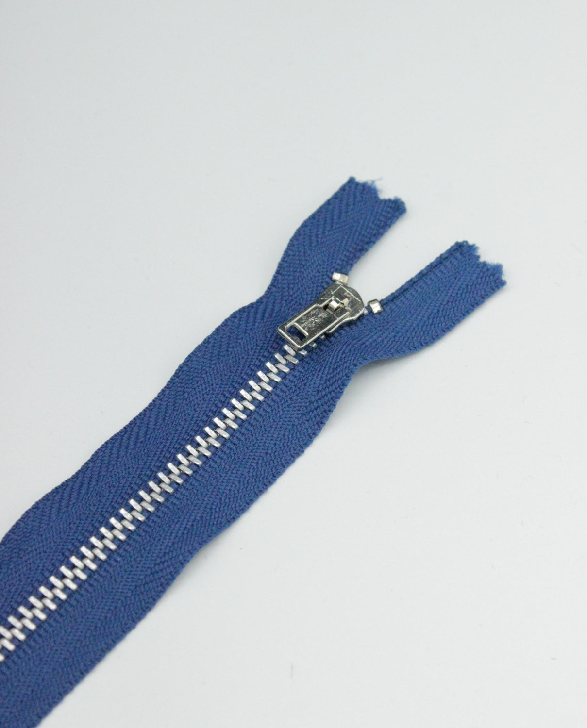 Fermoar YKK Metalic Fix, 5mm, 12cm, Albastru