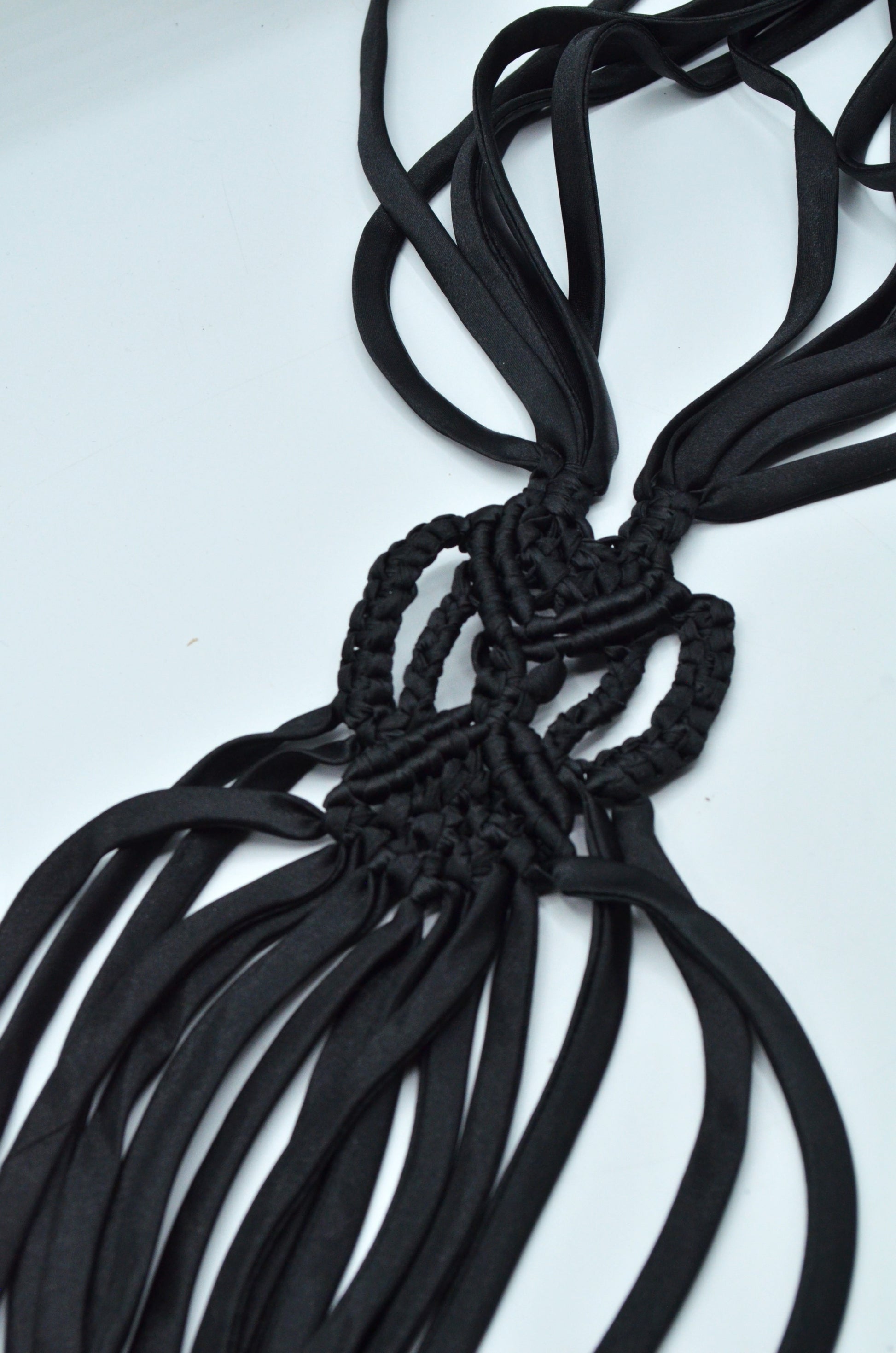 Aplicatie Impletita Satinata, Negru