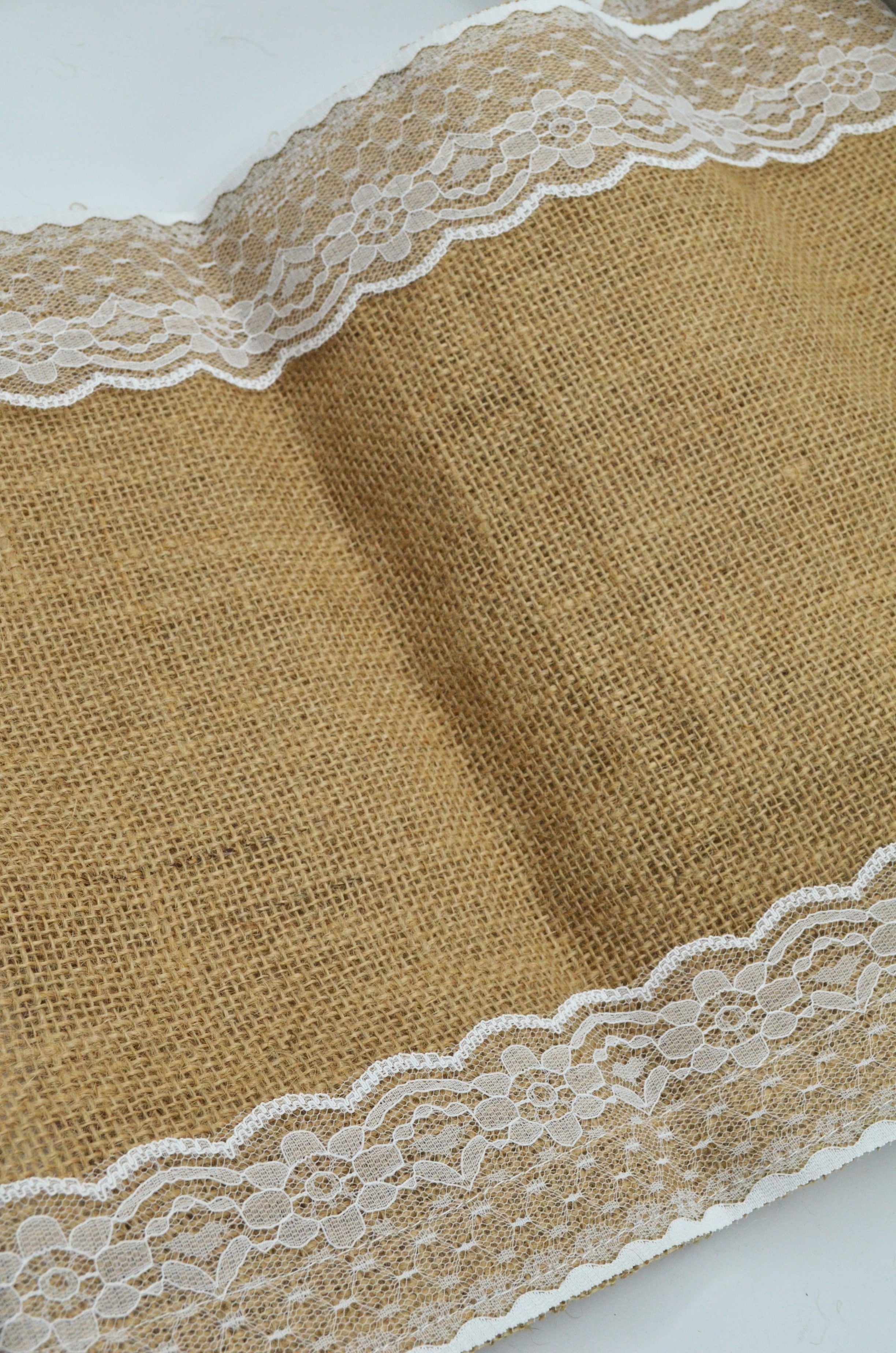 Banda Iuta Cu Dantela 30cmx 270cm