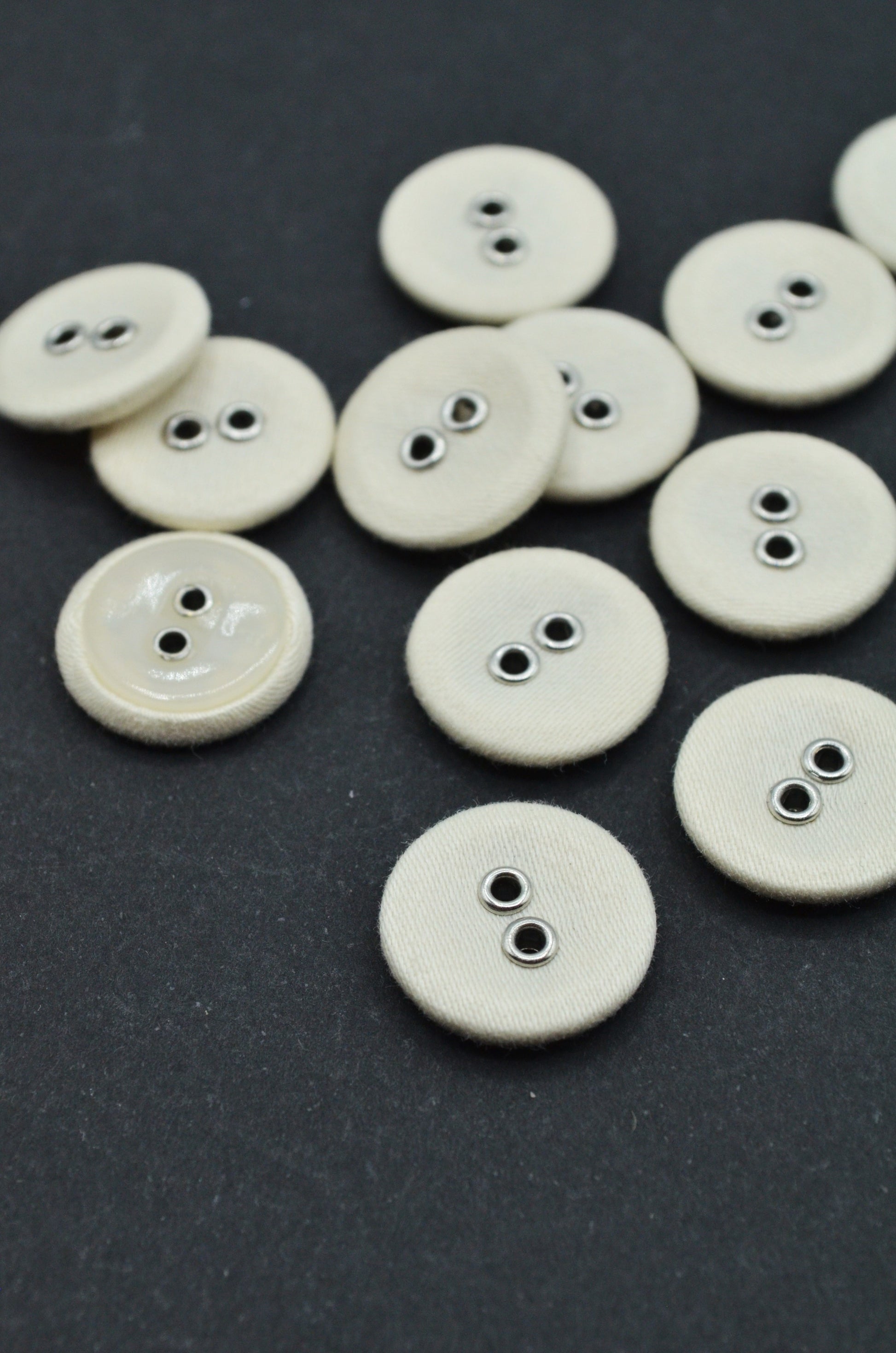 Nasturi Imbracati 17mm, Ivoire