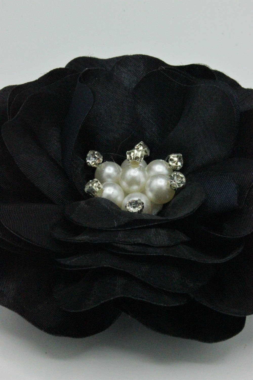 Floare Din Organza Cu Perle Si Strasuri, 95mm, Negru