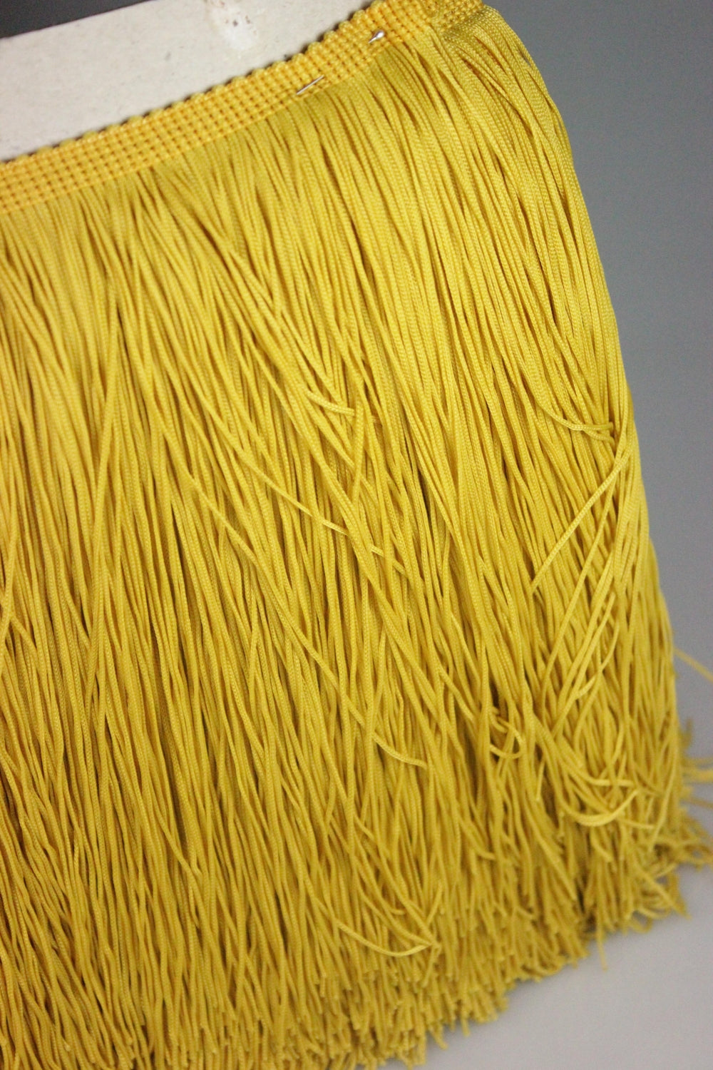 Franjuri, 20cm,Mustar