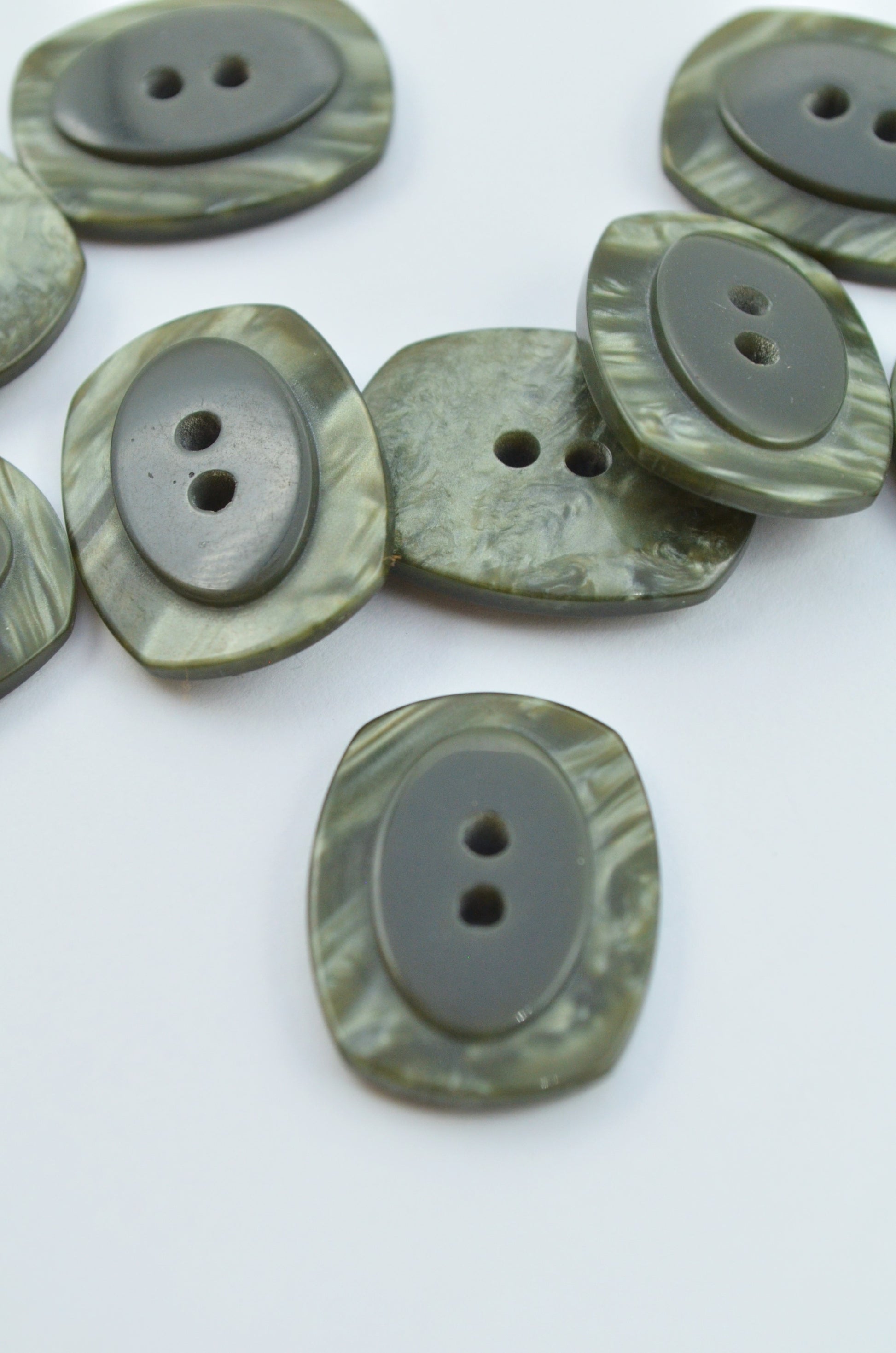 Nasturi De Plastic 23x17mm, Kaki