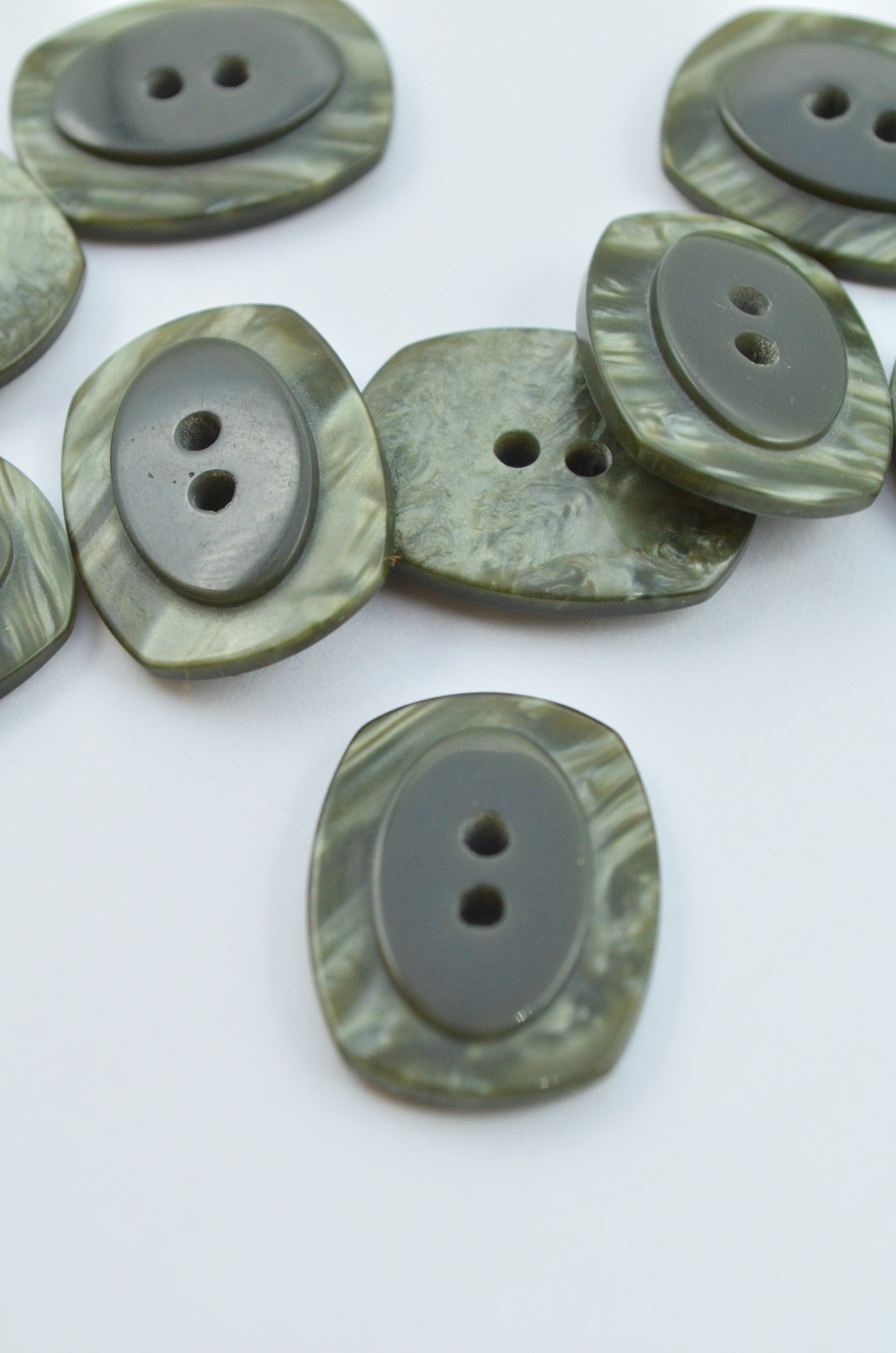 Nasturi De Plastic 23x17mm, Kaki