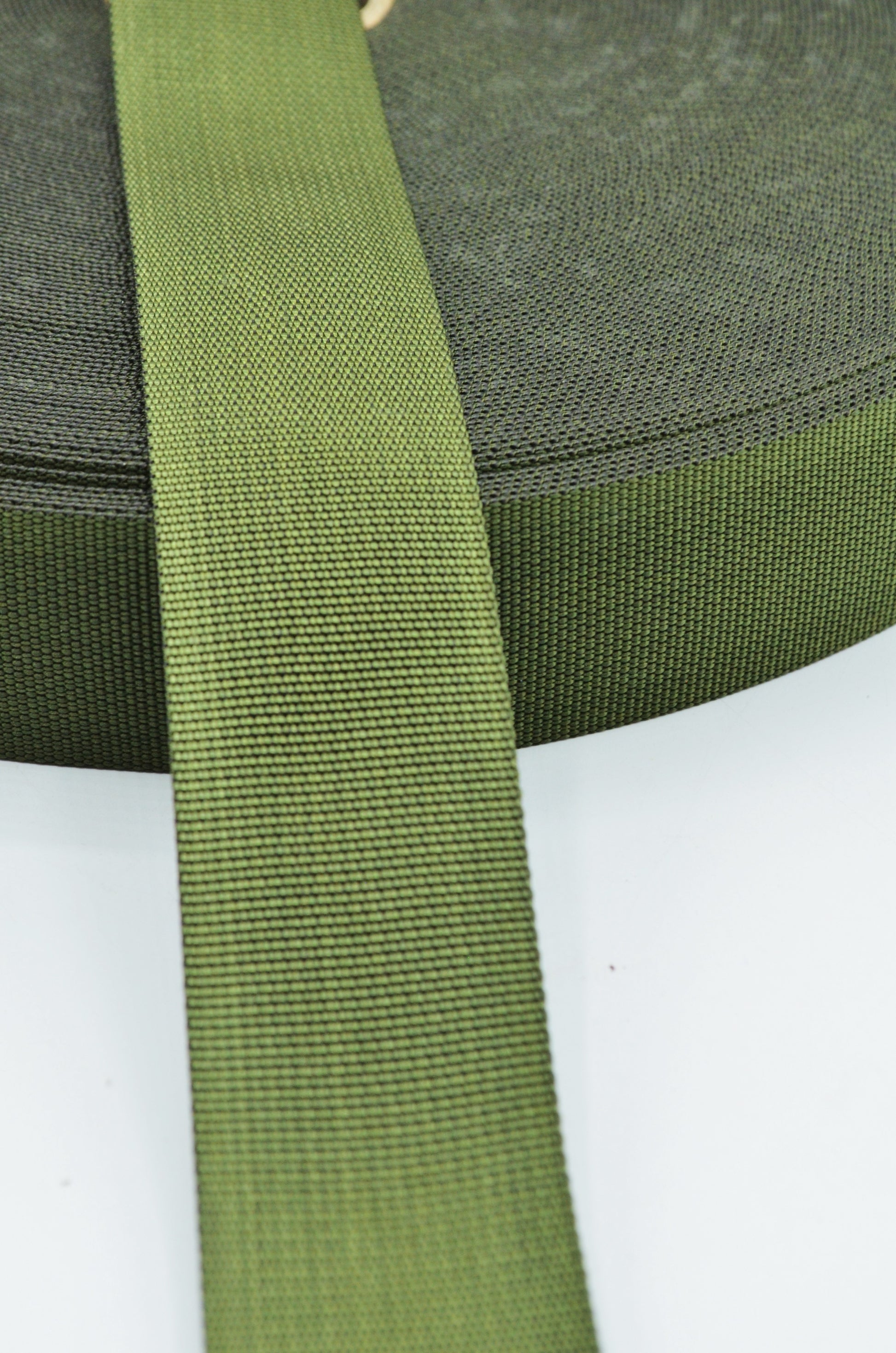 Chinga Subtire Satinata 39mm, Kaki