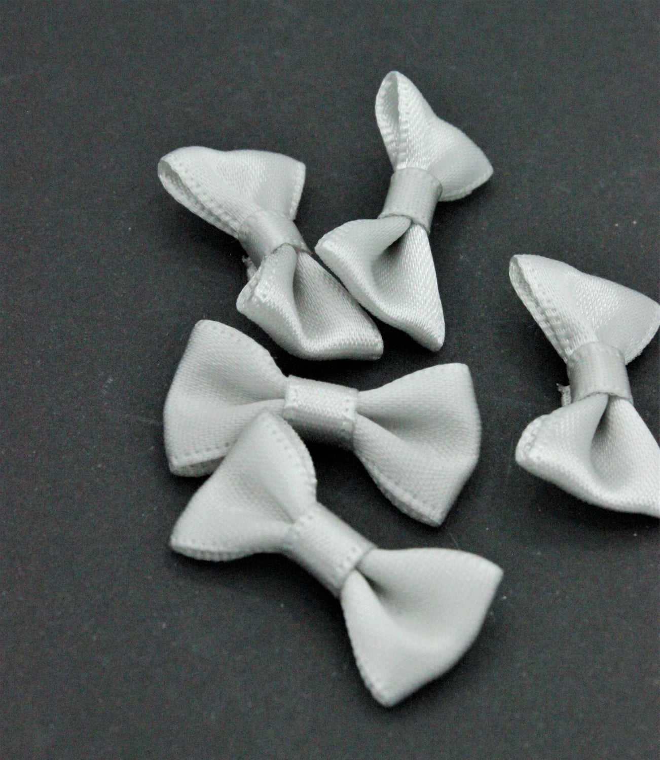 Fundita Din Saten, 30mm, Gri