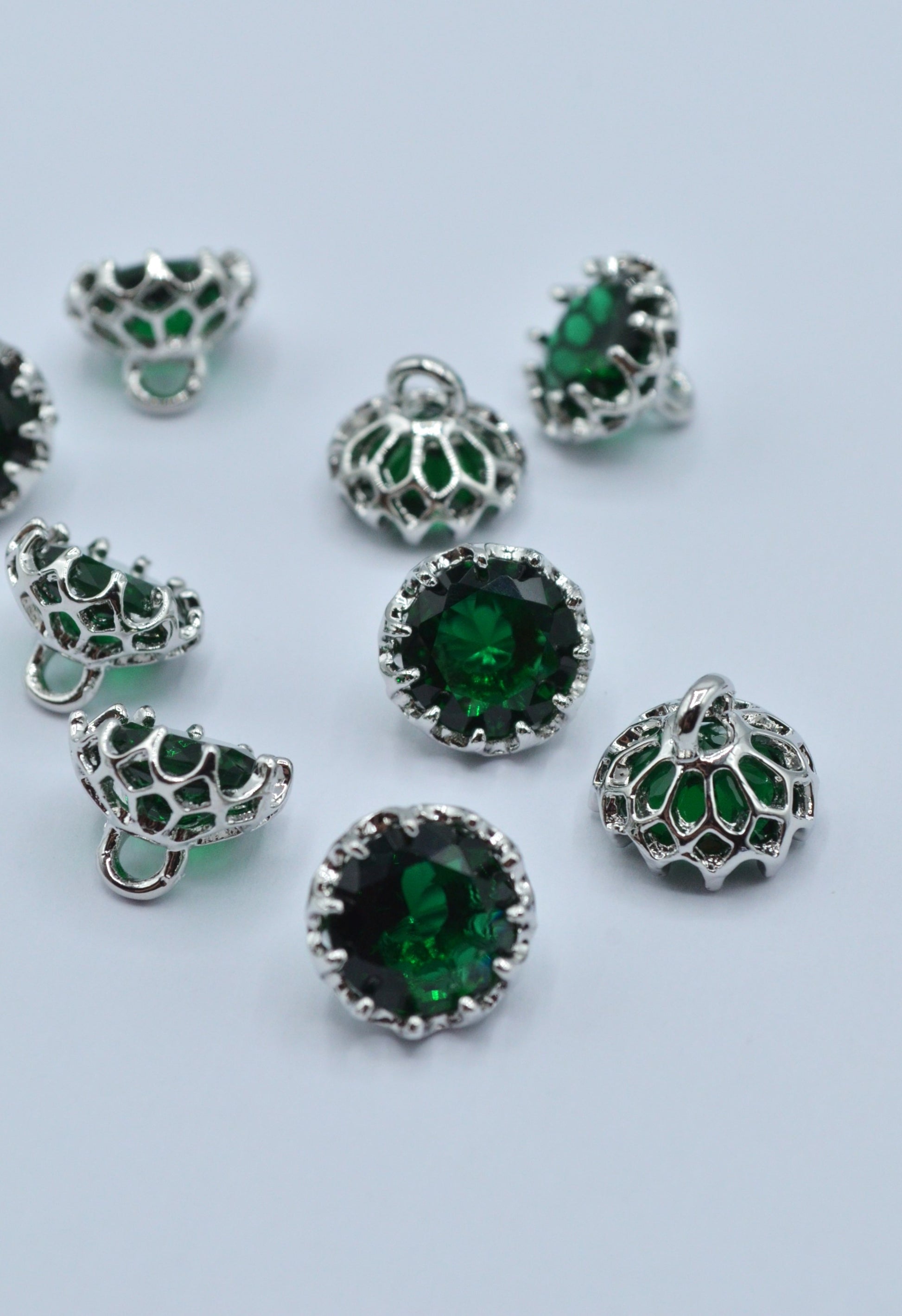 Nasturi Metalici Cu Pietre 12mm