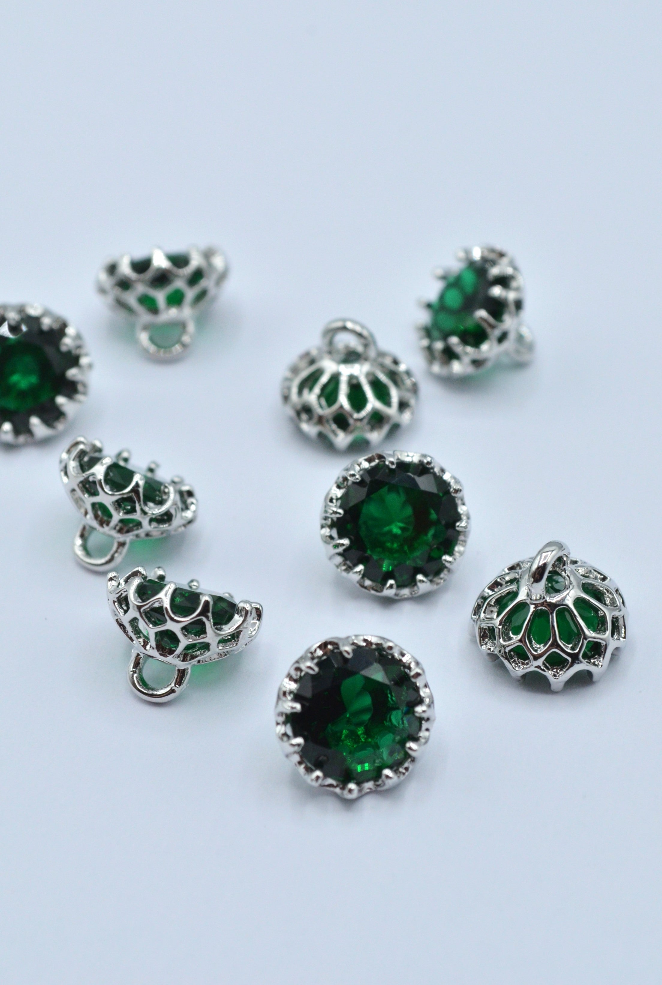 Nasturi Metalici Cu Pietre 12mm