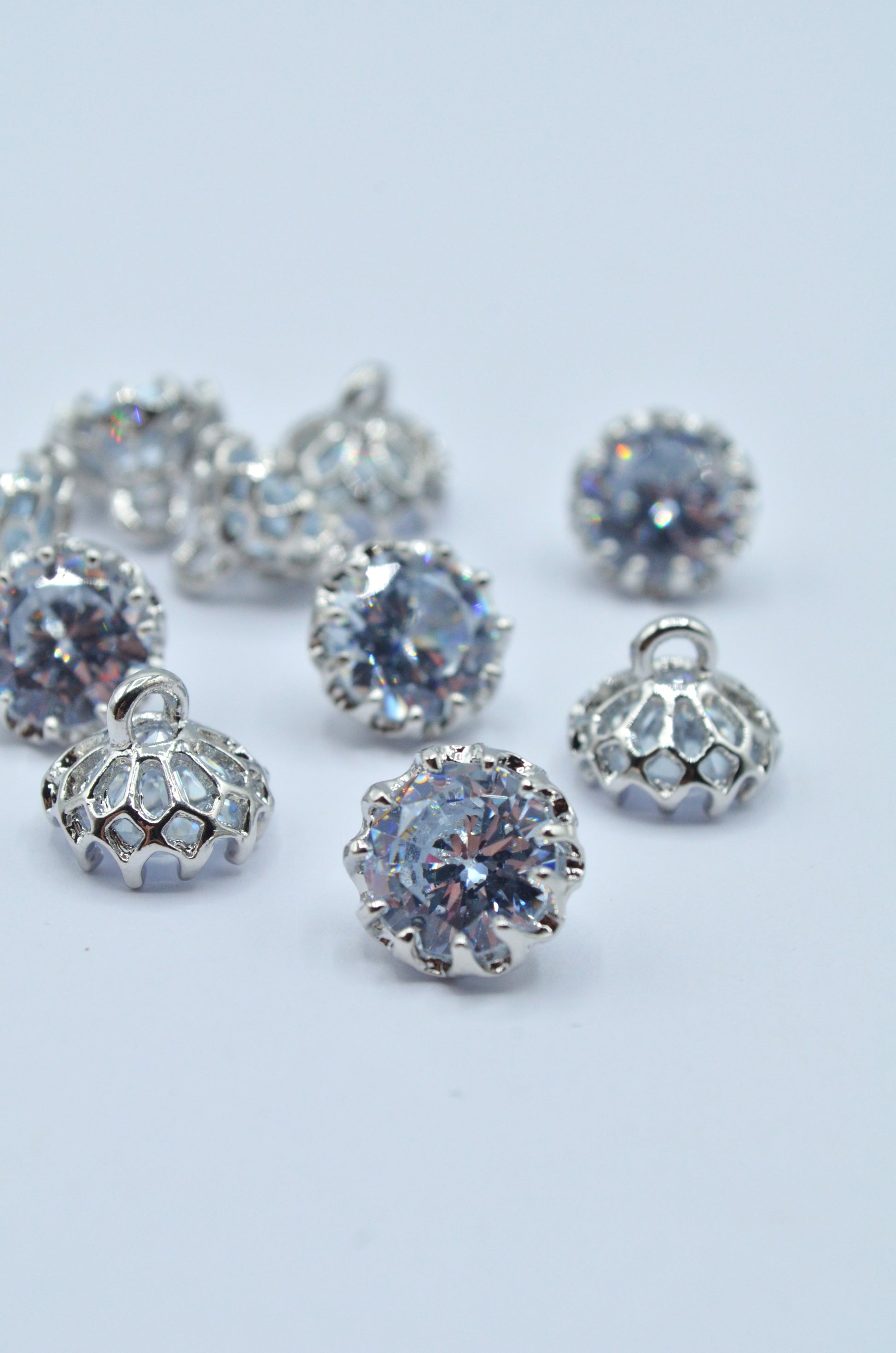 Nasturi Metalici Cu Pietre 12mm