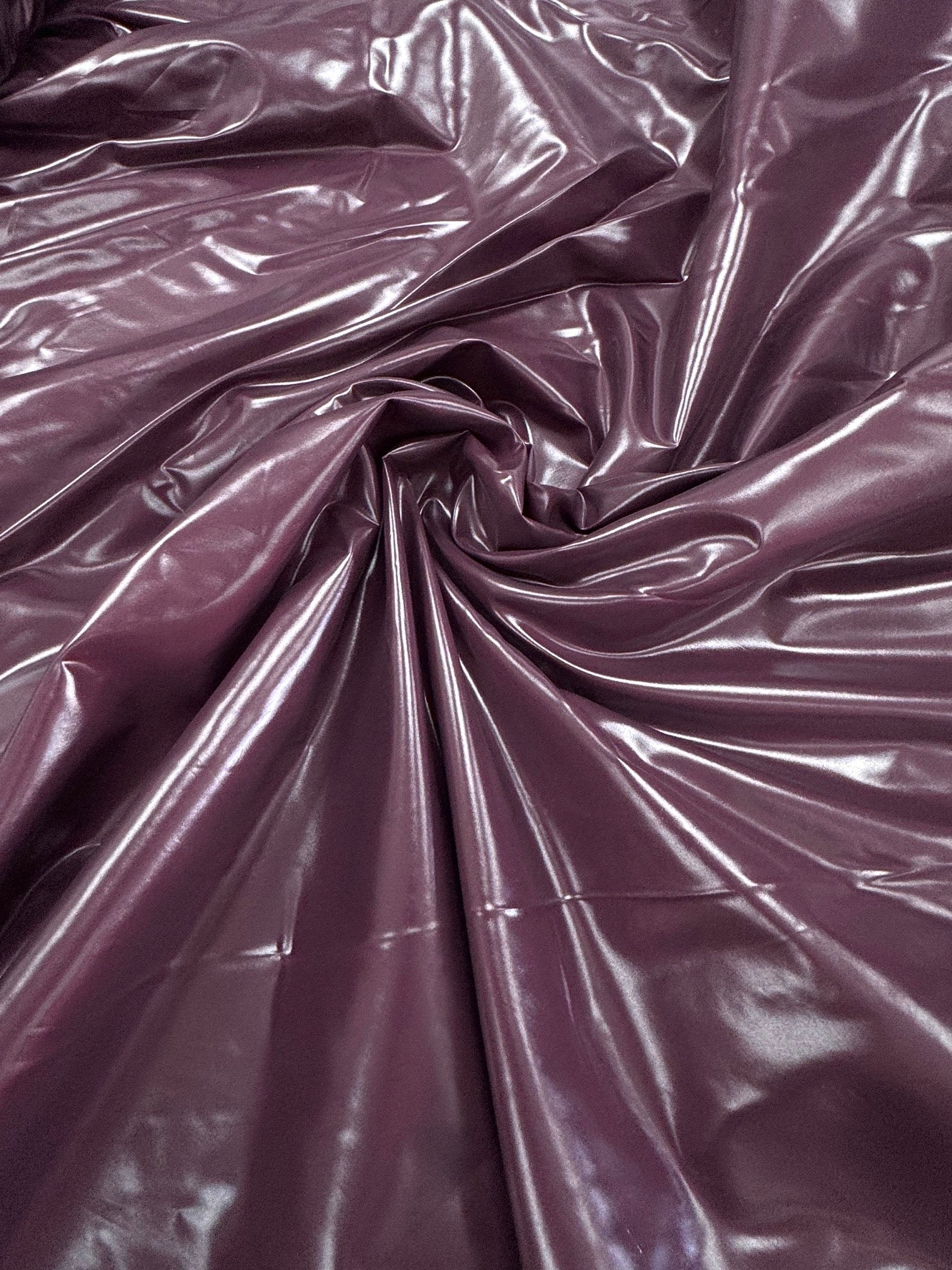 Fas Subtire Burgundy