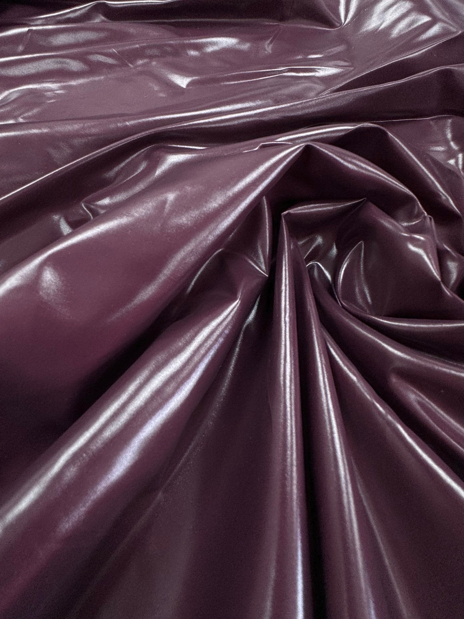 Fas Subtire Burgundy