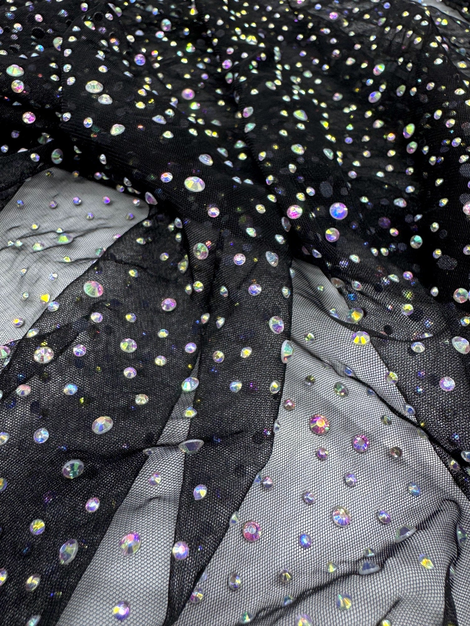 Tull Cu Pietre Multicolore